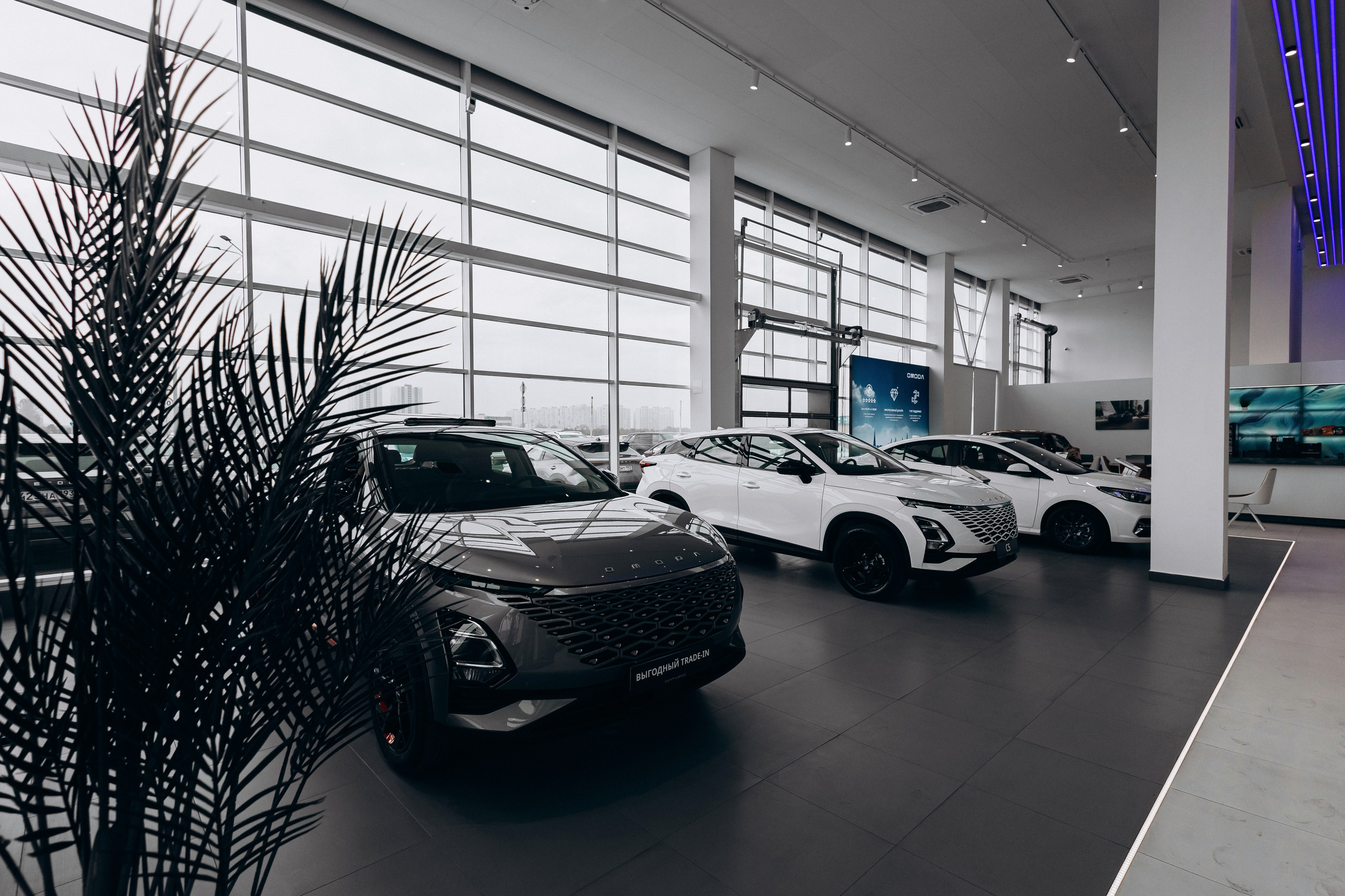 Автосалон OMODA \ Jaecoo \ Changan. Фотограф в Краснодаре Лагунов Владимир