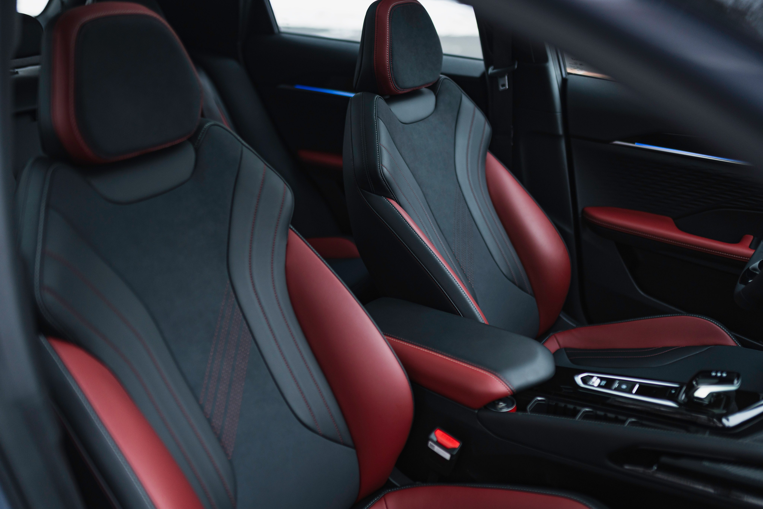 Geely Coolray. Чен Станислав | Автомобильный фотограф | Алматы, Казахстан