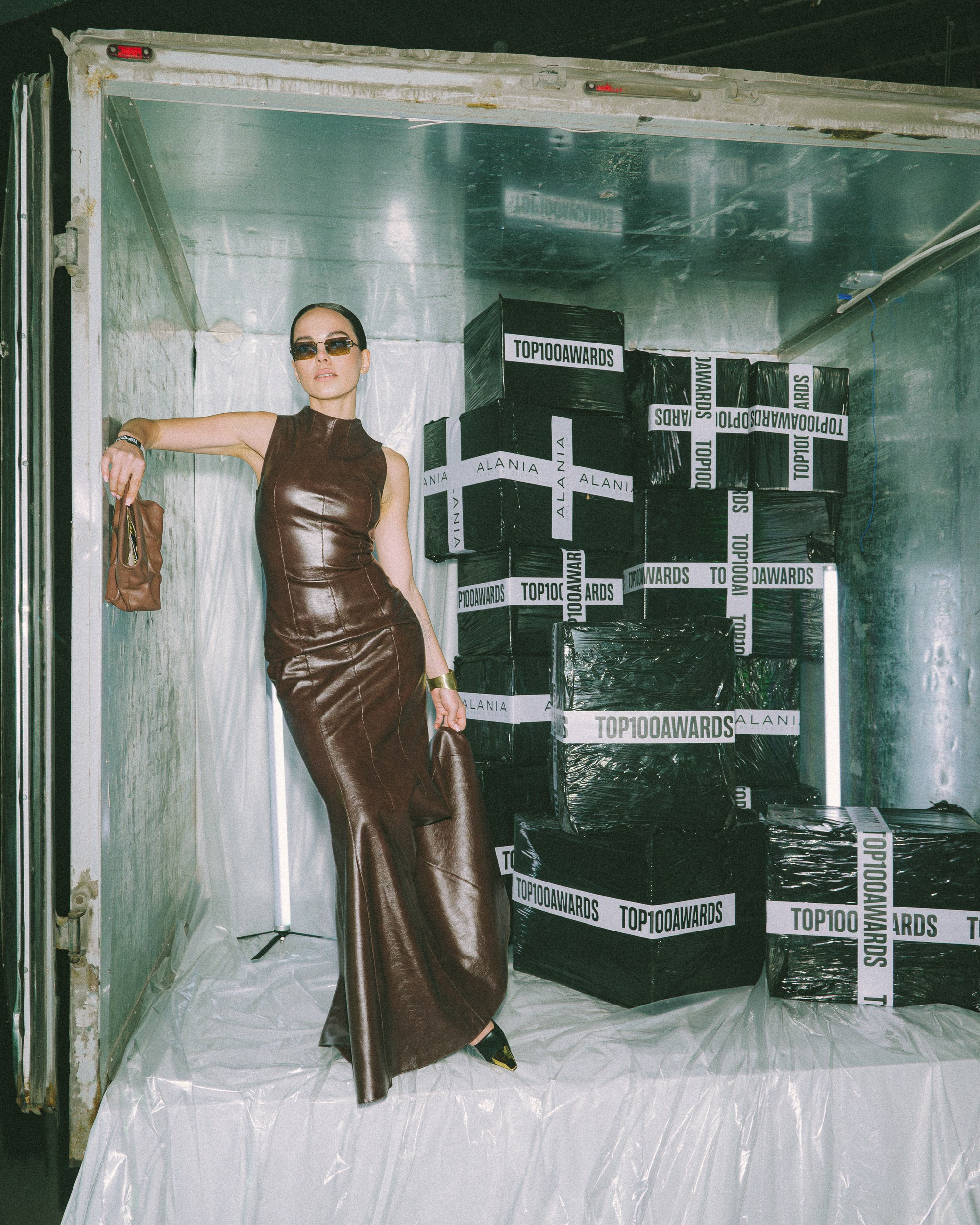 Top 100 Awards' 25. Свадебный и портретный фотограф в Москве Сергей Бузин