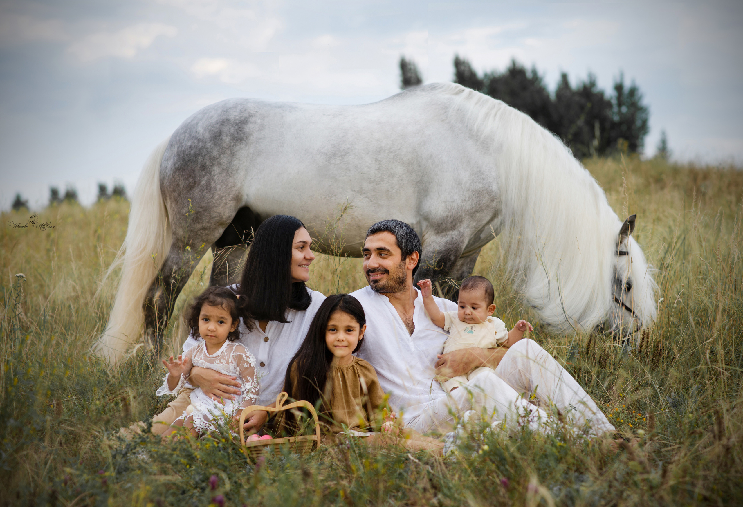 Семья Доховых и Вымпел. Конный фотограф в Саратове Юлия Иванова