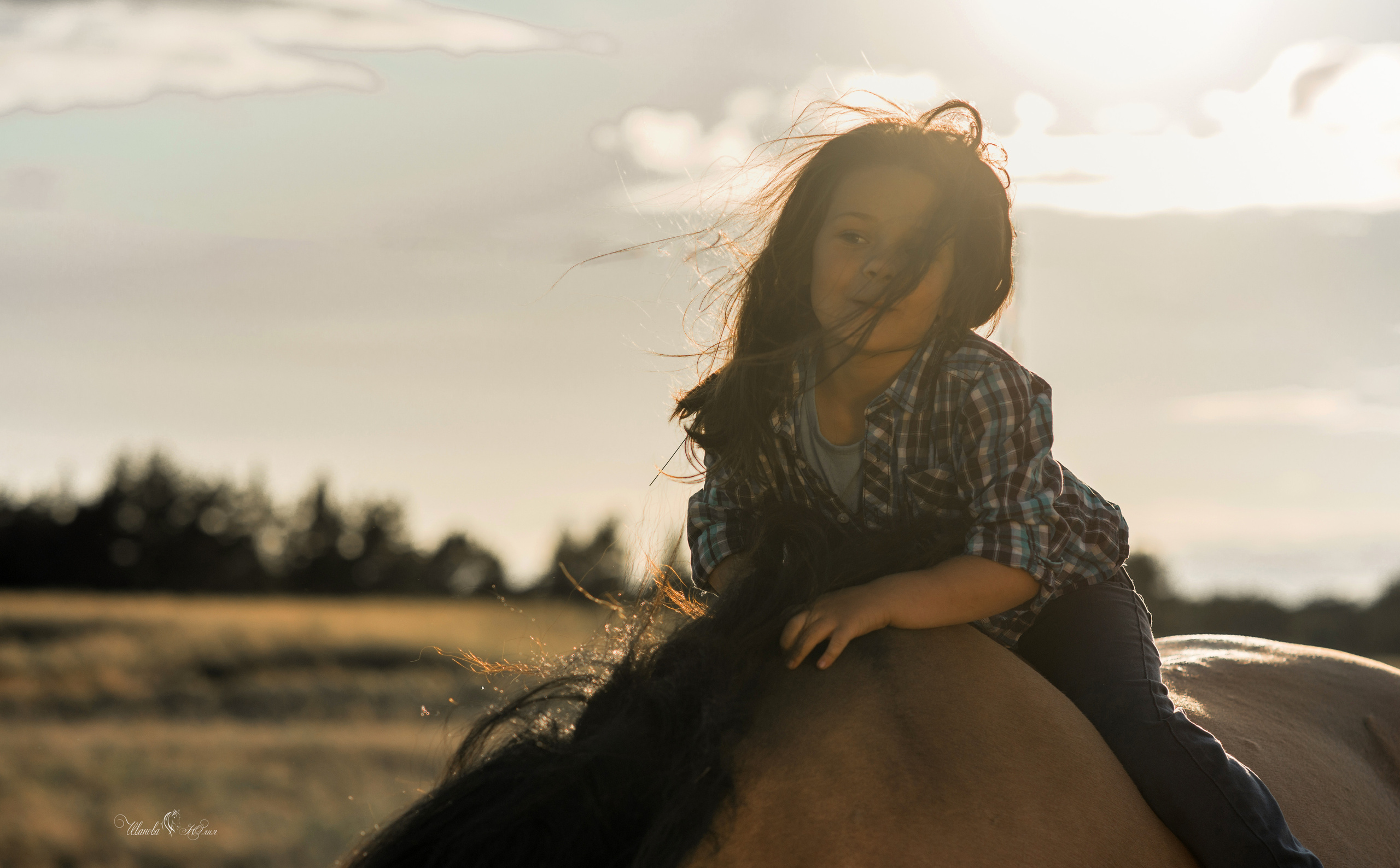 Алена и её друг. Конный фотограф в Саратове Юлия Иванова