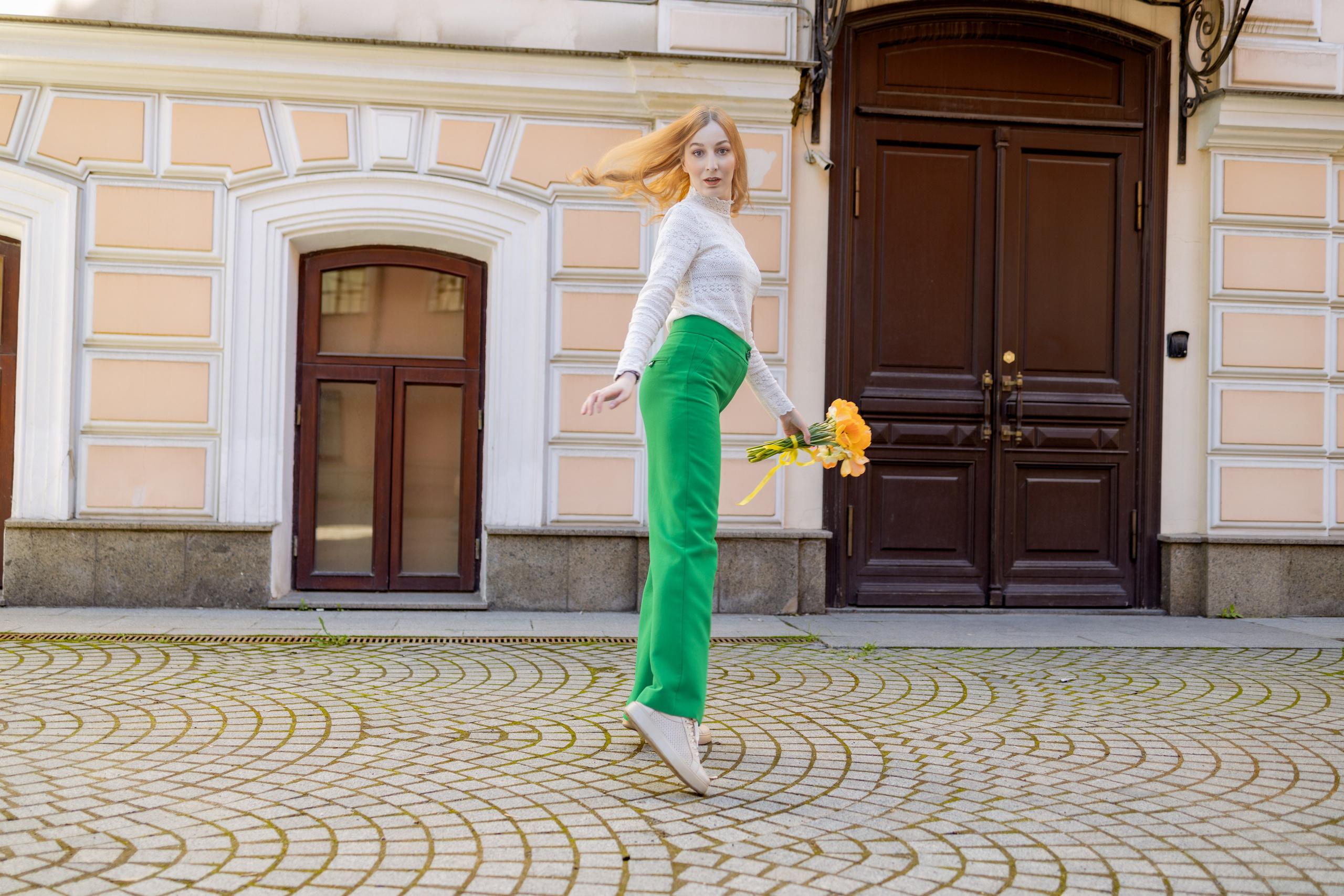 Весенняя прогулка с Еленой по Патриаршим. Репортажный, семейный и студийный фотограф в Москве Демин Алексей