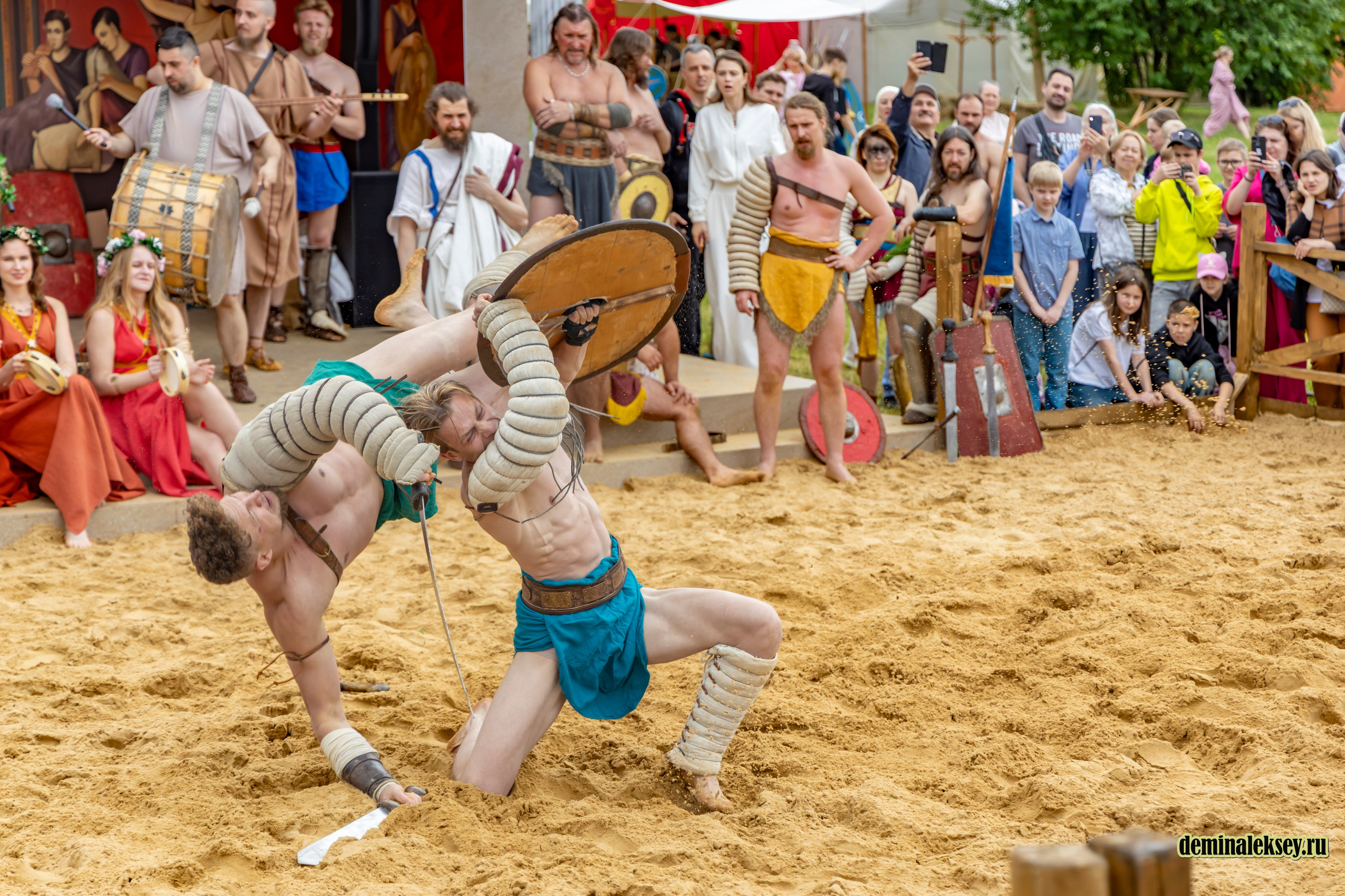 Времена и эпохи 2025 Парк Акведук. Репортажный, семейный и студийный фотограф в Москве Демин Алексей