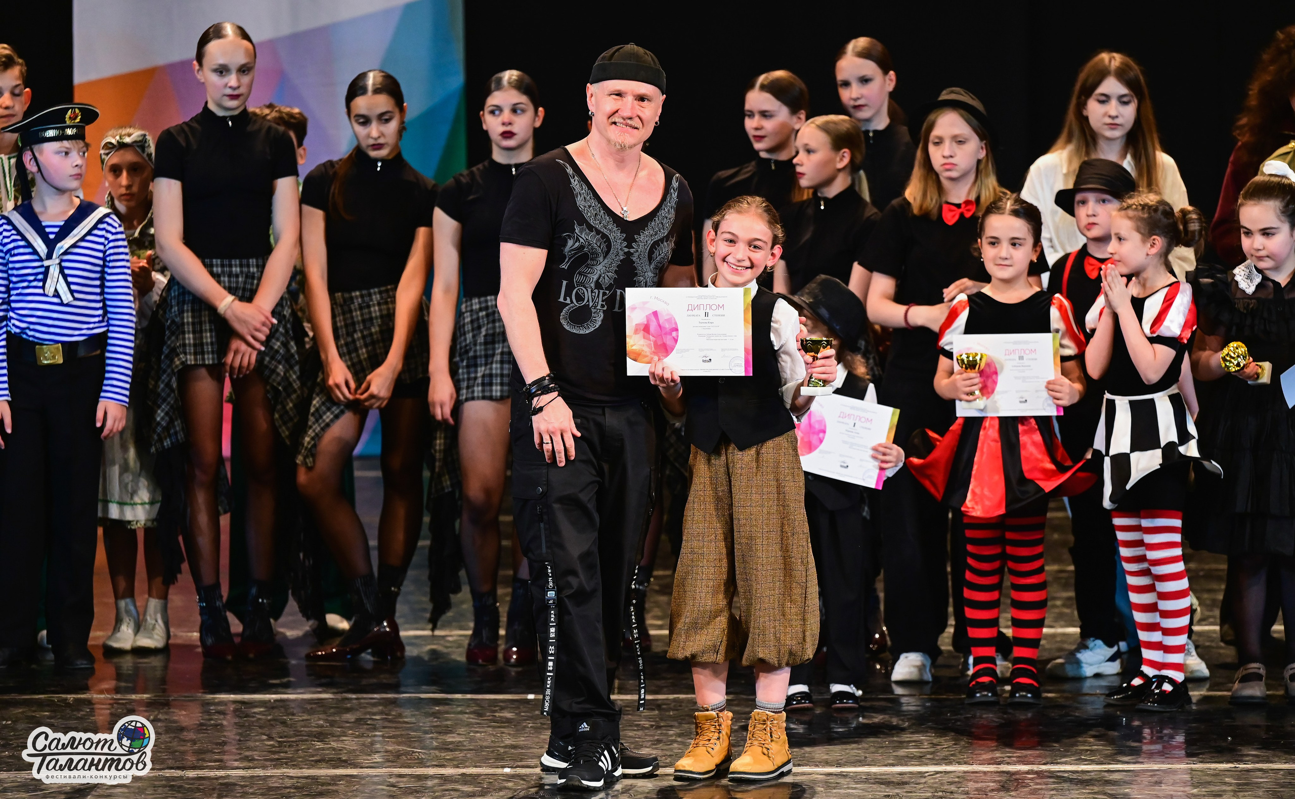 14.06.2025 «Салют Талантов» 41-й Международный фестиваль-конкурс «МОСКВА ВЕРИТ ТАЛАНТАМ» г. Москва. Медиастудия Фото Концепт