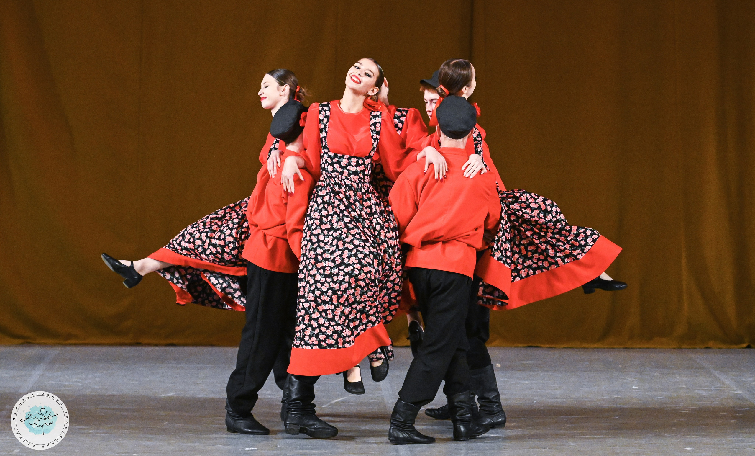 08.07.2025 «Улыбки Мира» Финал Международного творческого проекта г. Санкт-Петербург. Медиастудия Фото Концепт