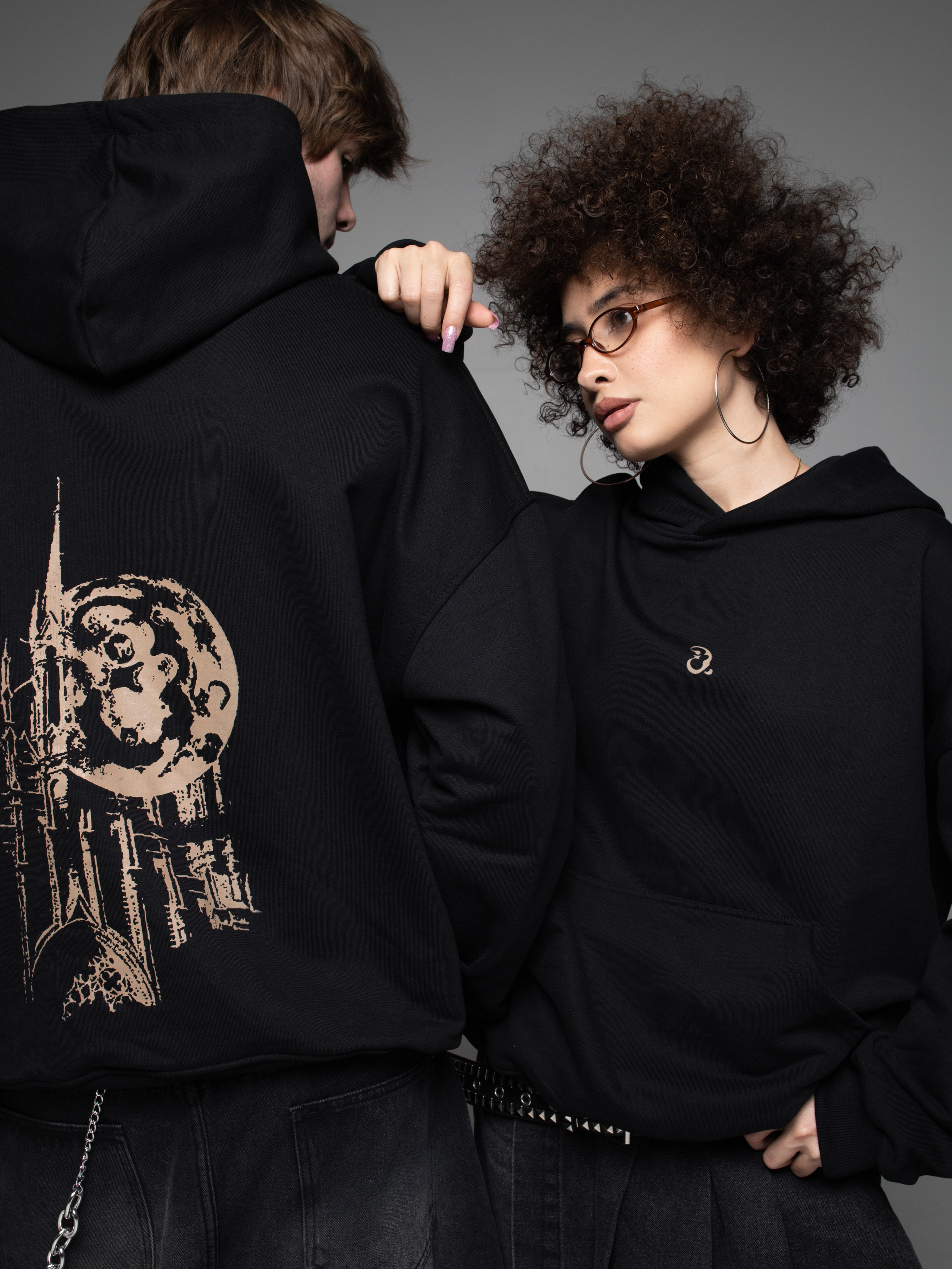 КАТАЛОГ | серый фон. RUNA production — стильные съемки для брендов