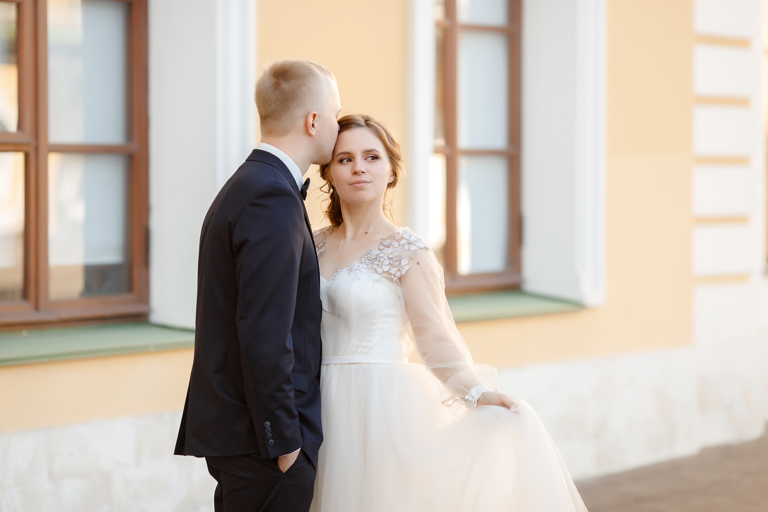Фотосессия в новом загсе Твери. Свадебный и семейный фотограф в Твери и Тверской области
