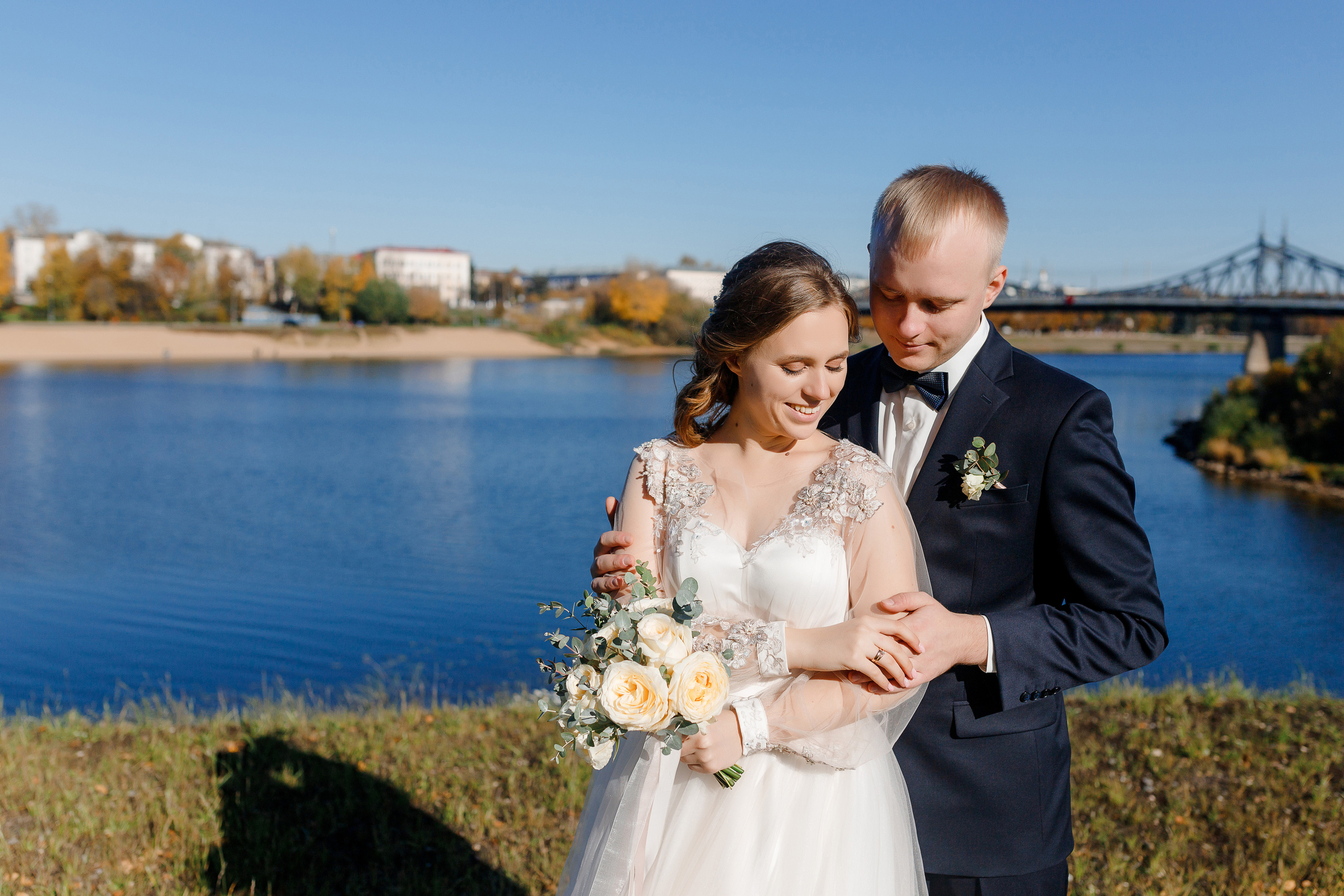 Фотосессия в новом загсе Твери. Свадебный и семейный фотограф в Твери и Тверской области