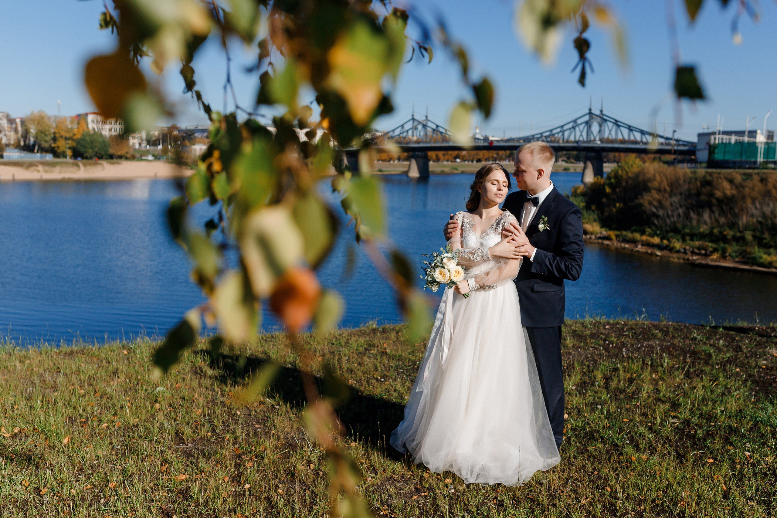 Фотосессия в новом загсе Твери. Свадебный и семейный фотограф в Твери и Тверской области