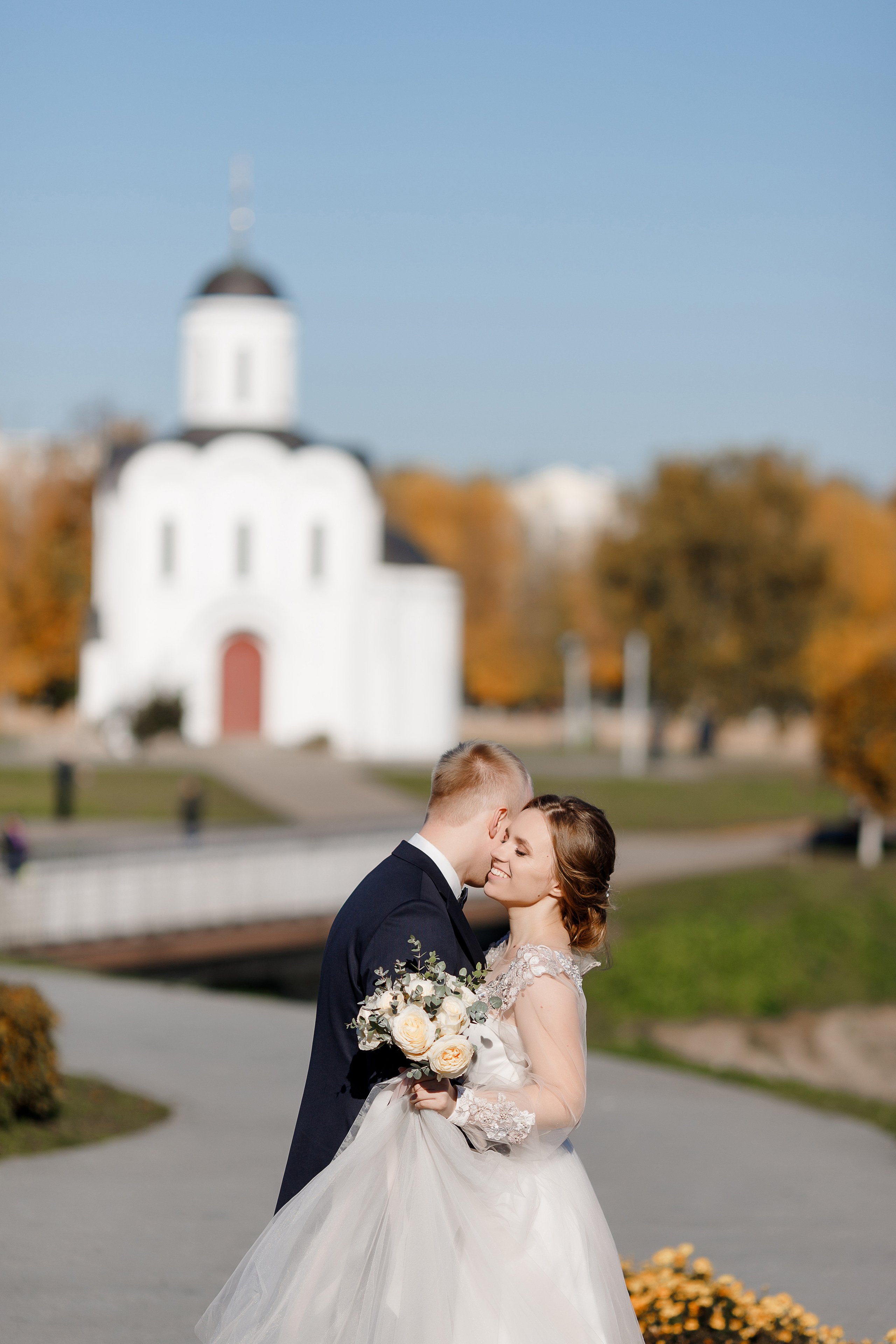 Фотосессия в новом загсе Твери. Свадебный и семейный фотограф в Твери и Тверской области