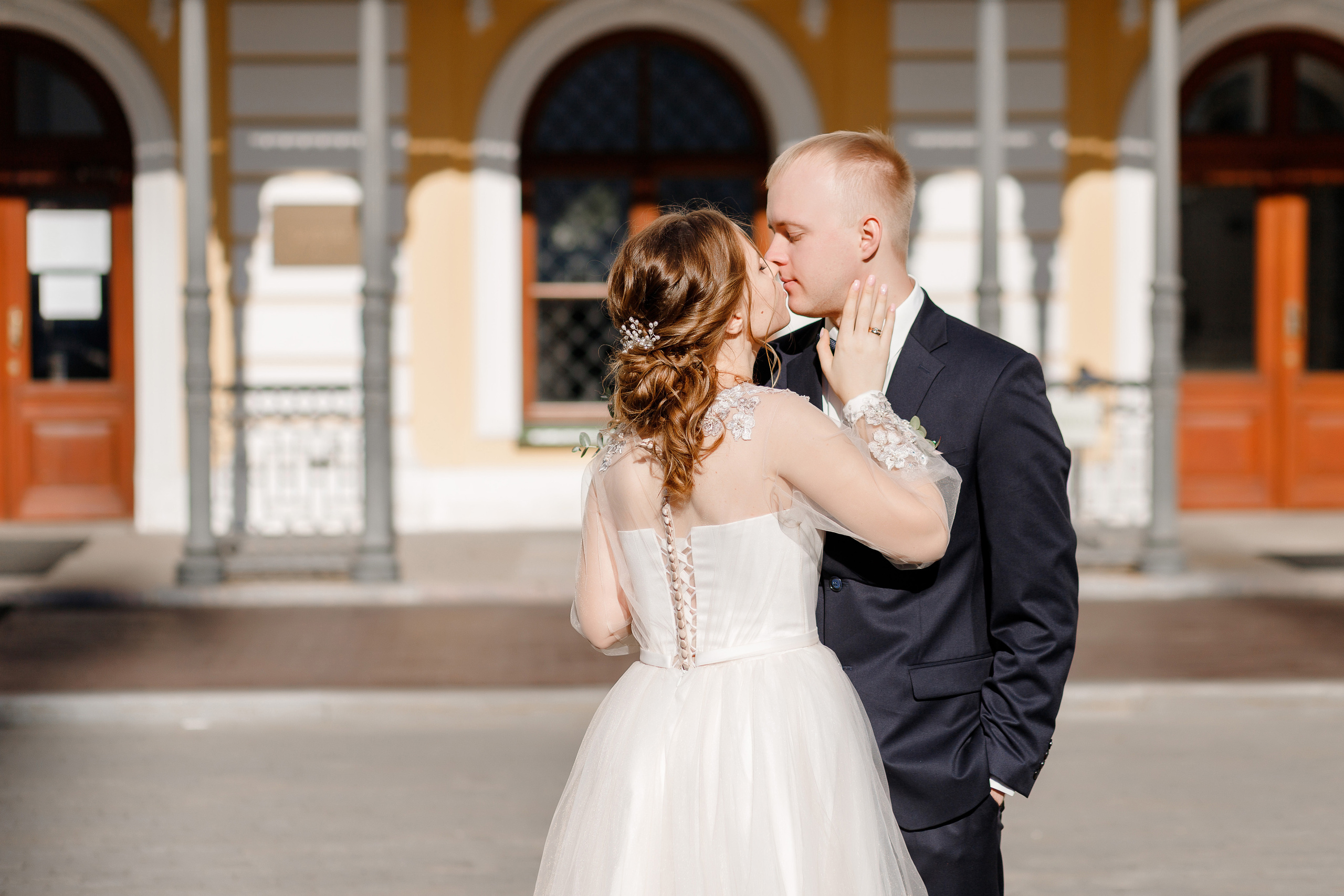 Фотосессия в новом загсе Твери. Свадебный и семейный фотограф в Твери и Тверской области