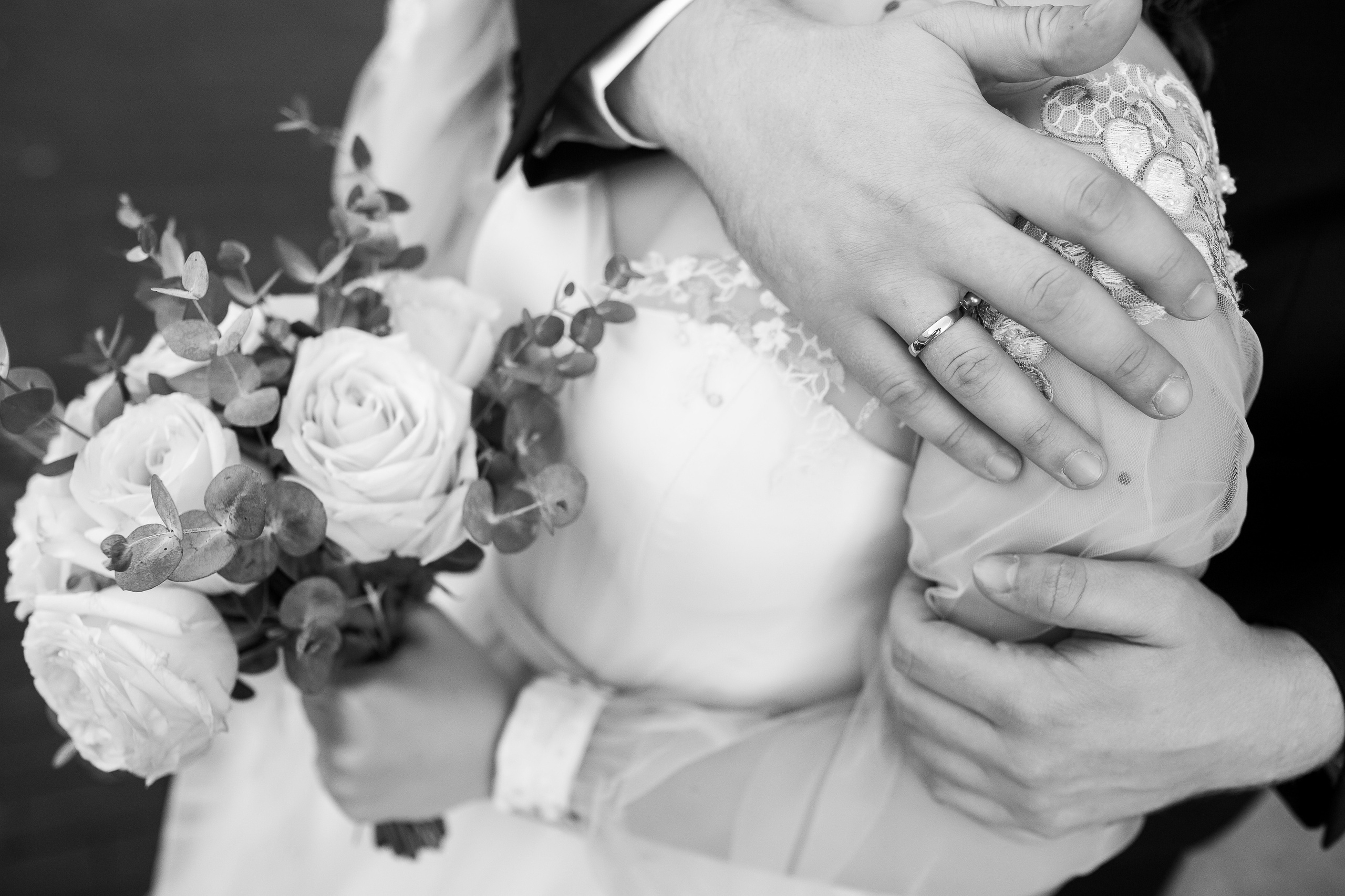 Фотосессия в новом загсе Твери. Свадебный и семейный фотограф в Твери и Тверской области