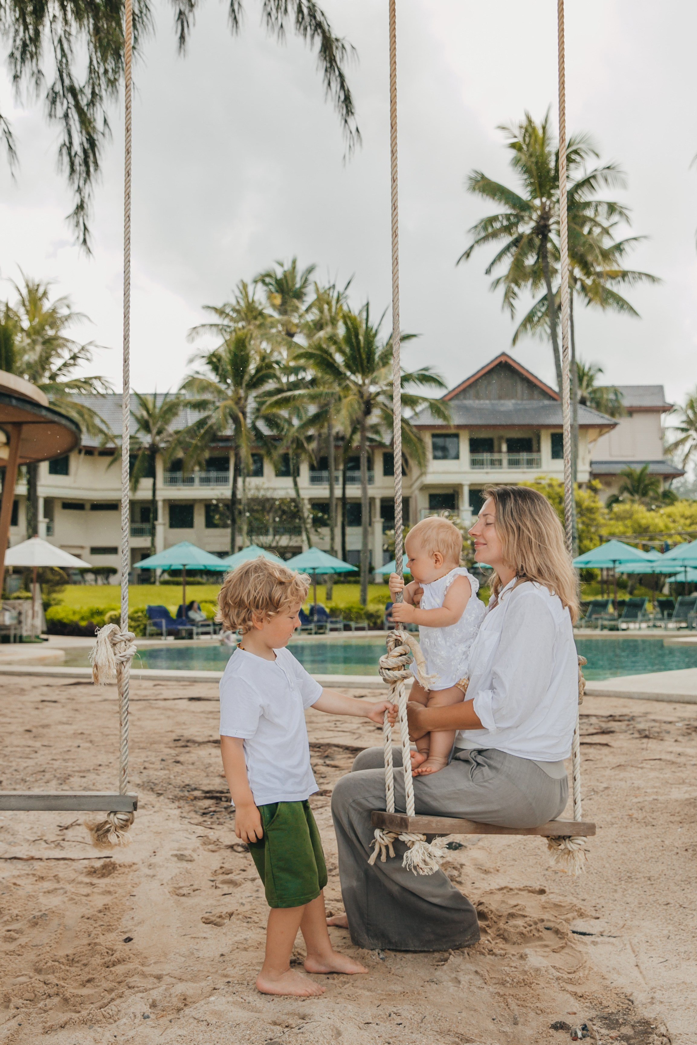 Ульяна с детьми Пхукет. Фотограф и видеограф Анна Домашенко