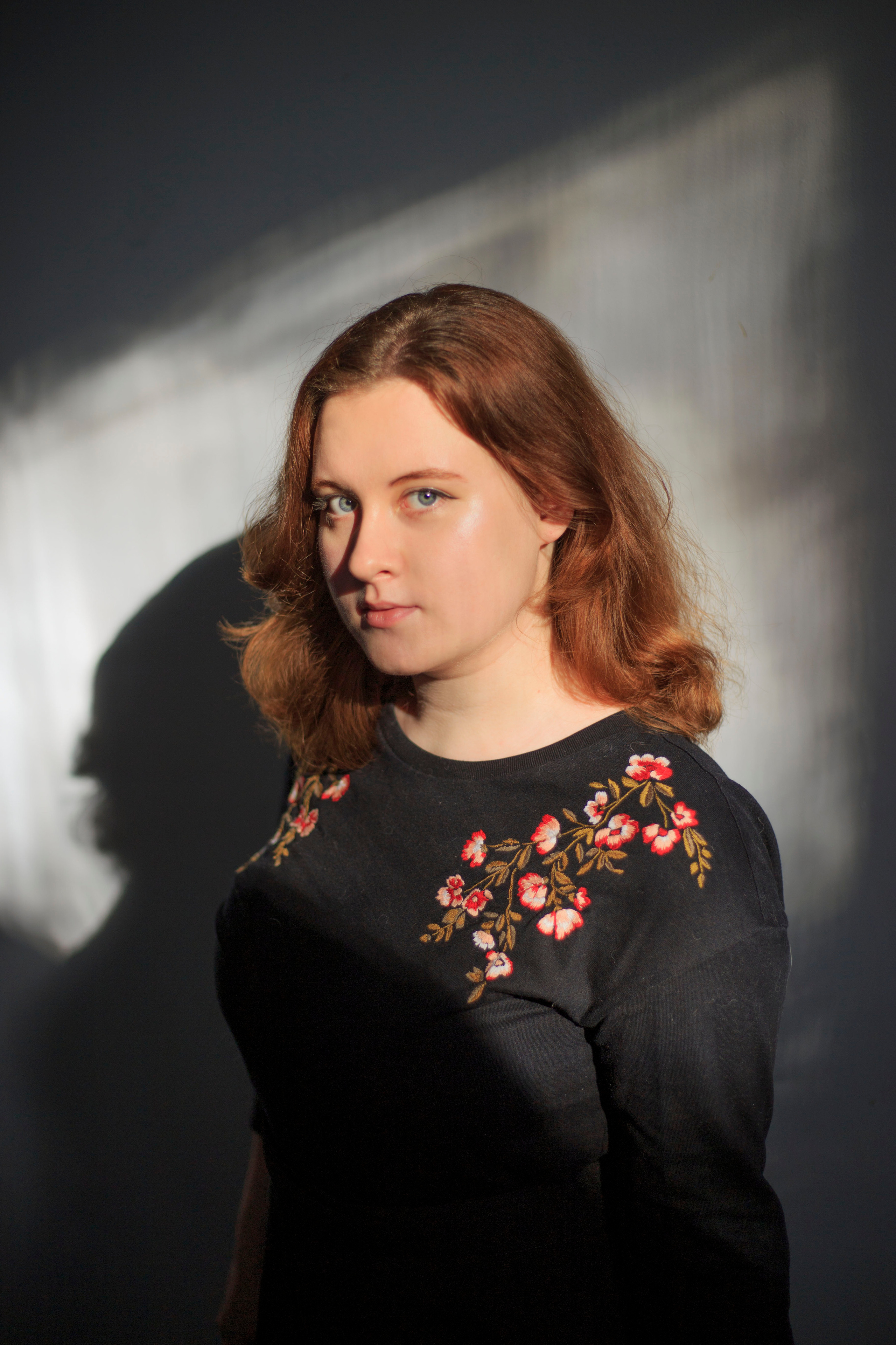 Съёмка в помещении. Портретный и свадебный фотограф Карина Лунёва