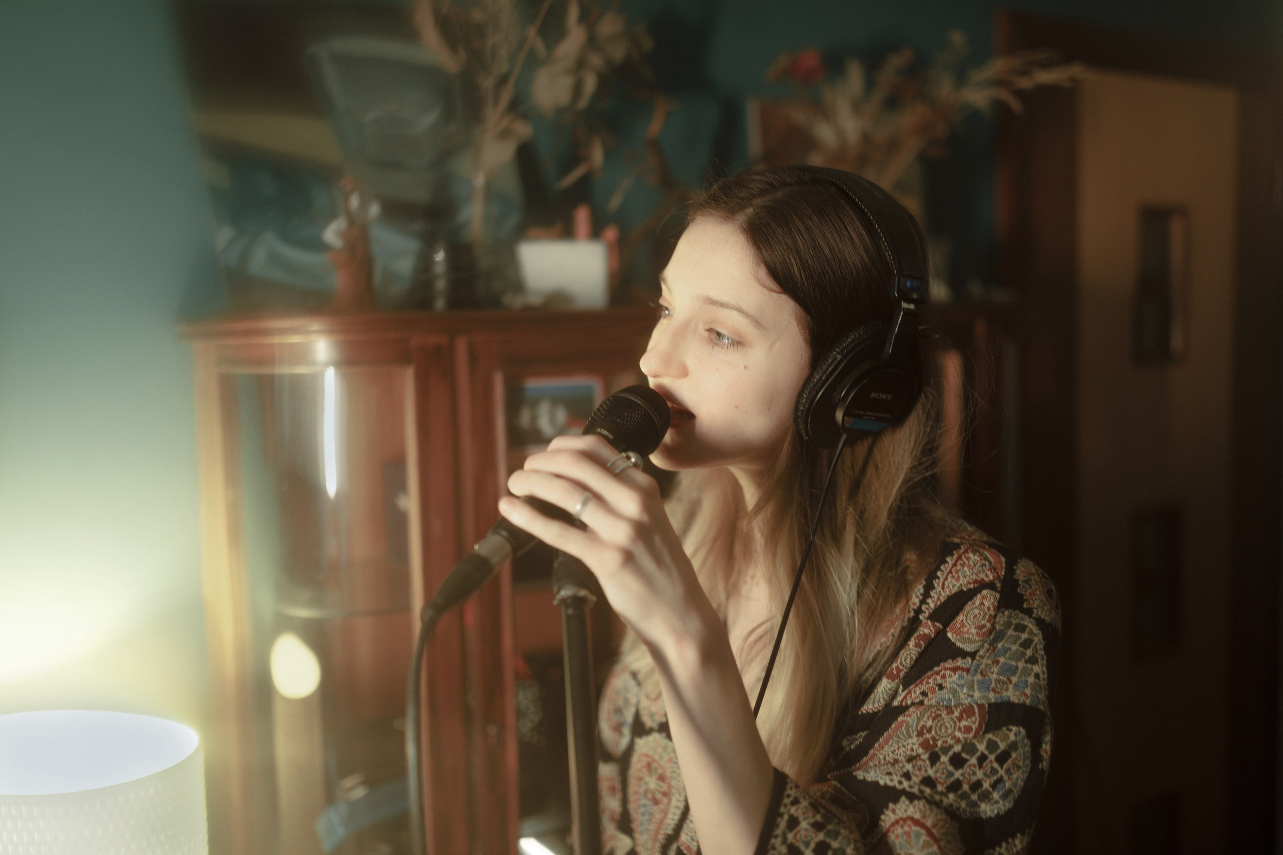 Съёмка в помещении. Портретный и свадебный фотограф Карина Лунёва