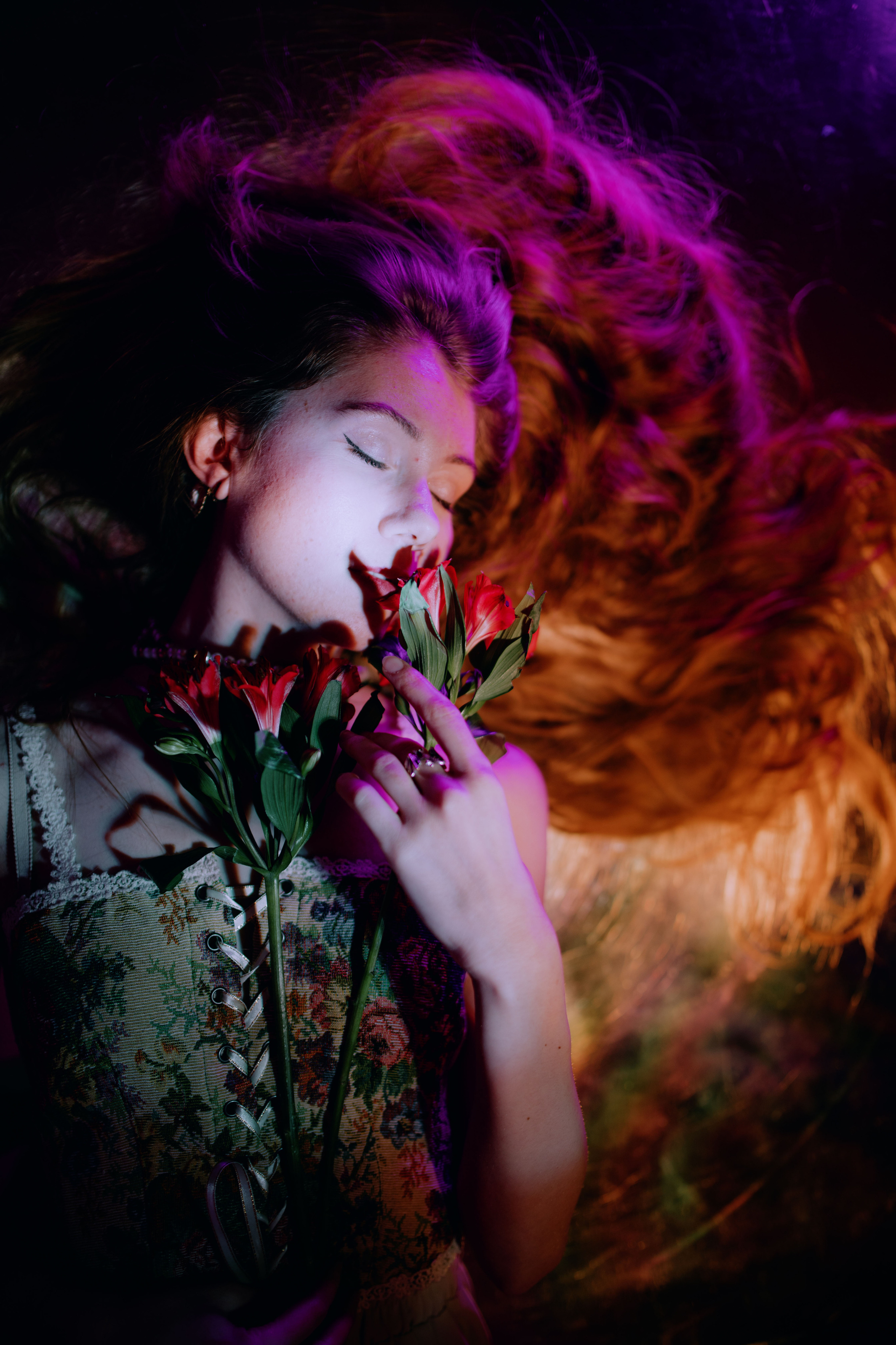 Съёмка в помещении. Портретный и свадебный фотограф Карина Лунёва