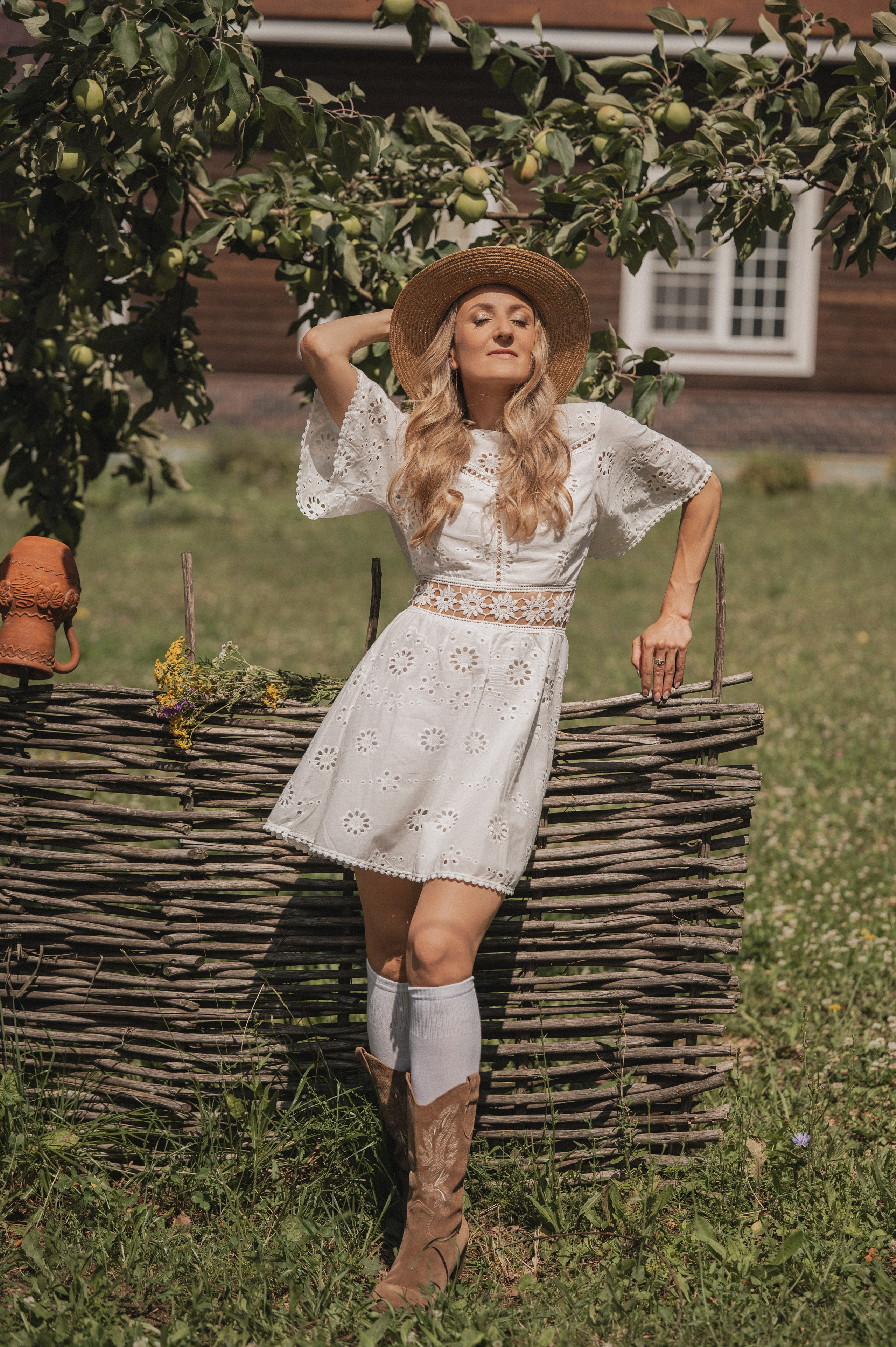 В саду. Свадебный фотограф в Рязани Дзюрак Елизавета