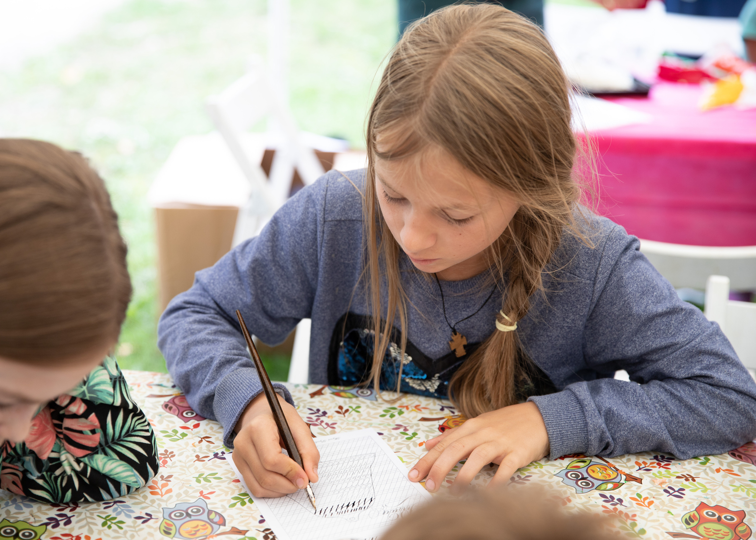Выездные мероприятия. Каллиграф Константин Парсаданов