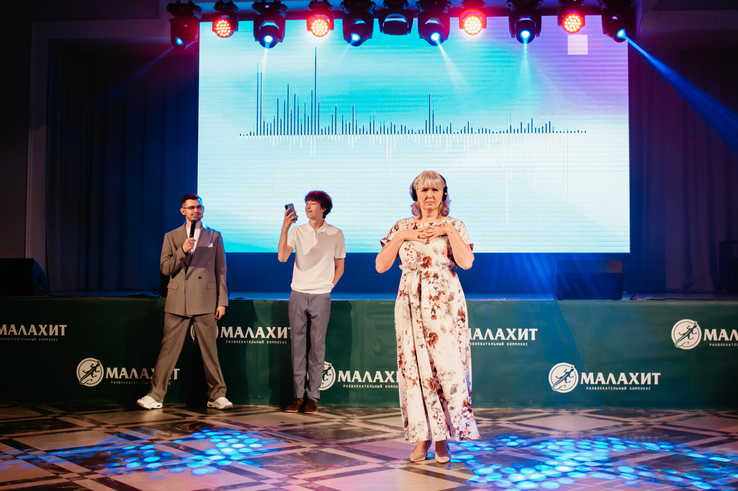 Выпускной 2025 (9класс) 124 школа. Фотограф в Челябинске Ополихина Анна