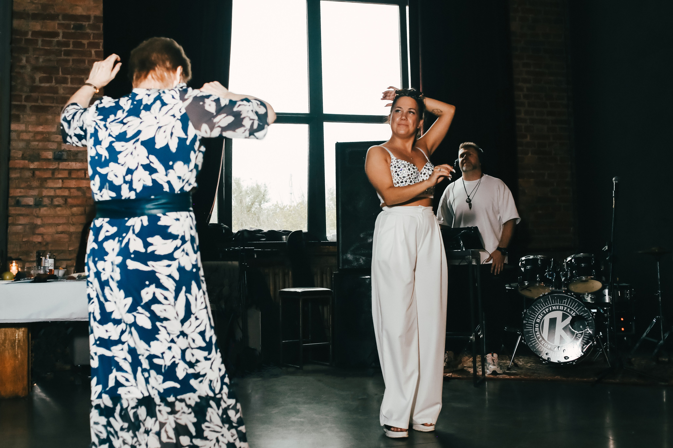 Свадебный банкет Алисы и Вадима. Фотограф в Челябинске Ополихина Анна