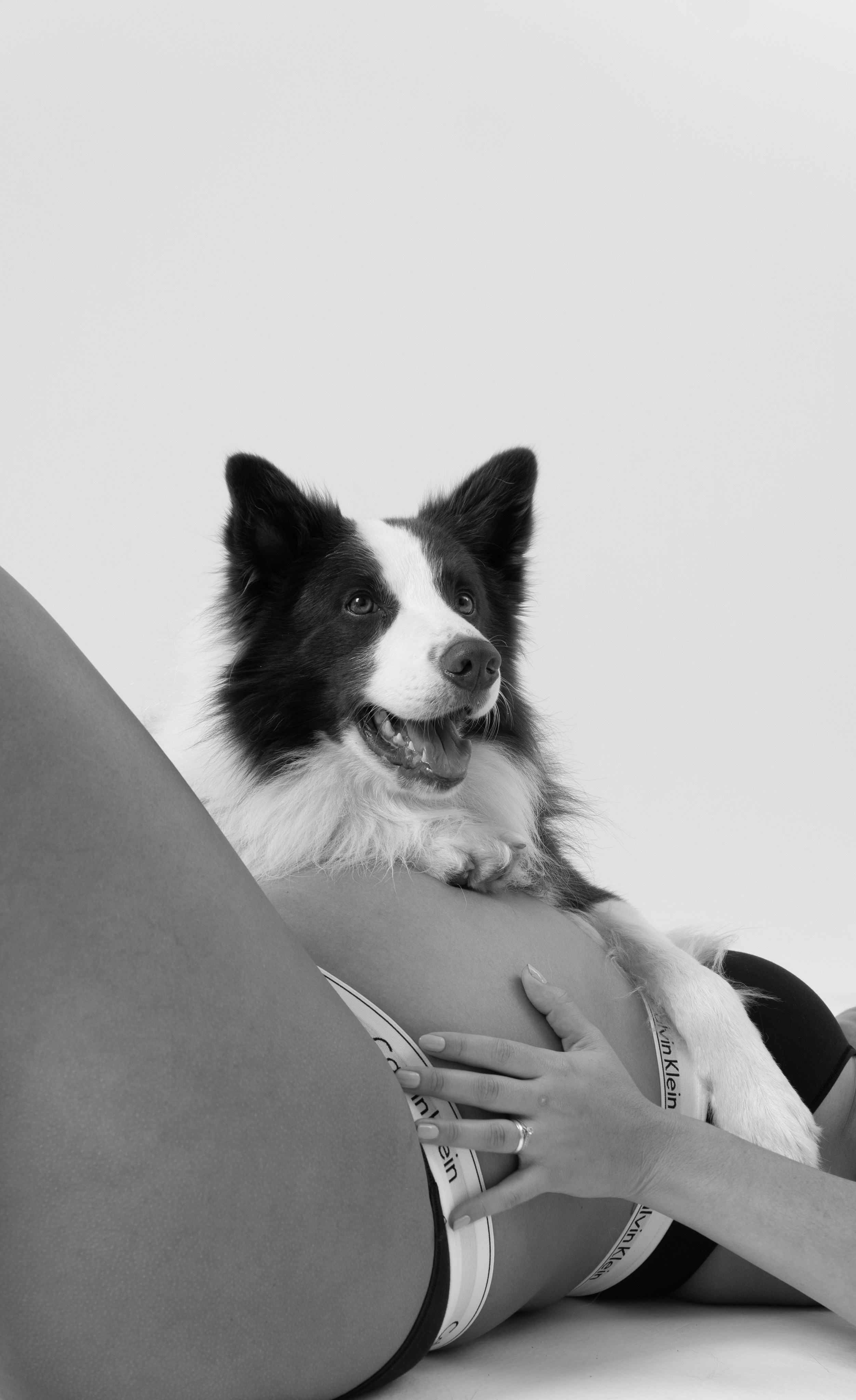 Andrea «en el estudio / in the studio». Wedding Photographer in Barcelona and Medellin