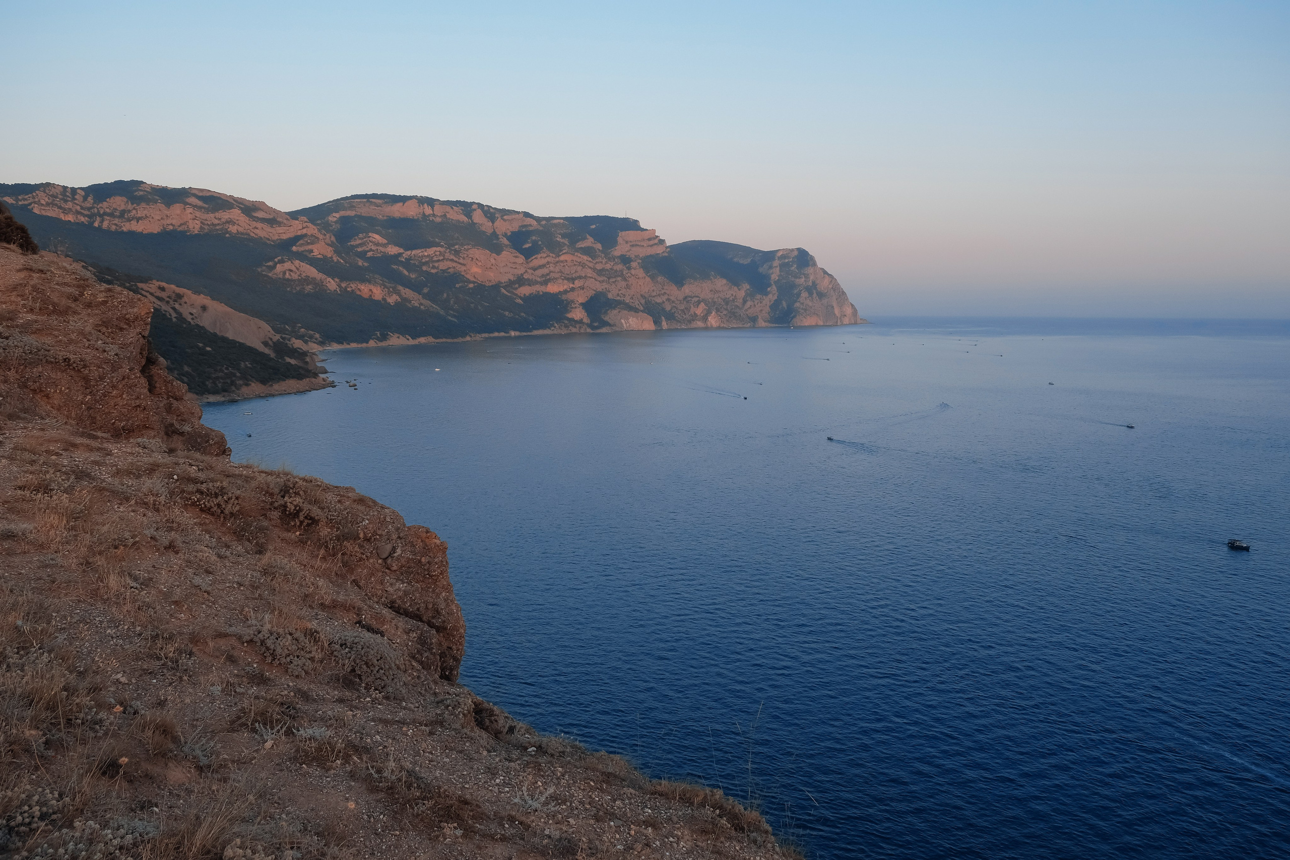 Самые красивые локации города Севастополь. Где пофотографироваться в Севастополе? Локации для фото. 1 место. Первое место. Место. Бывшее мес. Профессиональная фотосъемка в Крыму. Натуральные эмоции и живые кадры. Забронируйте дату прямо сейчас!