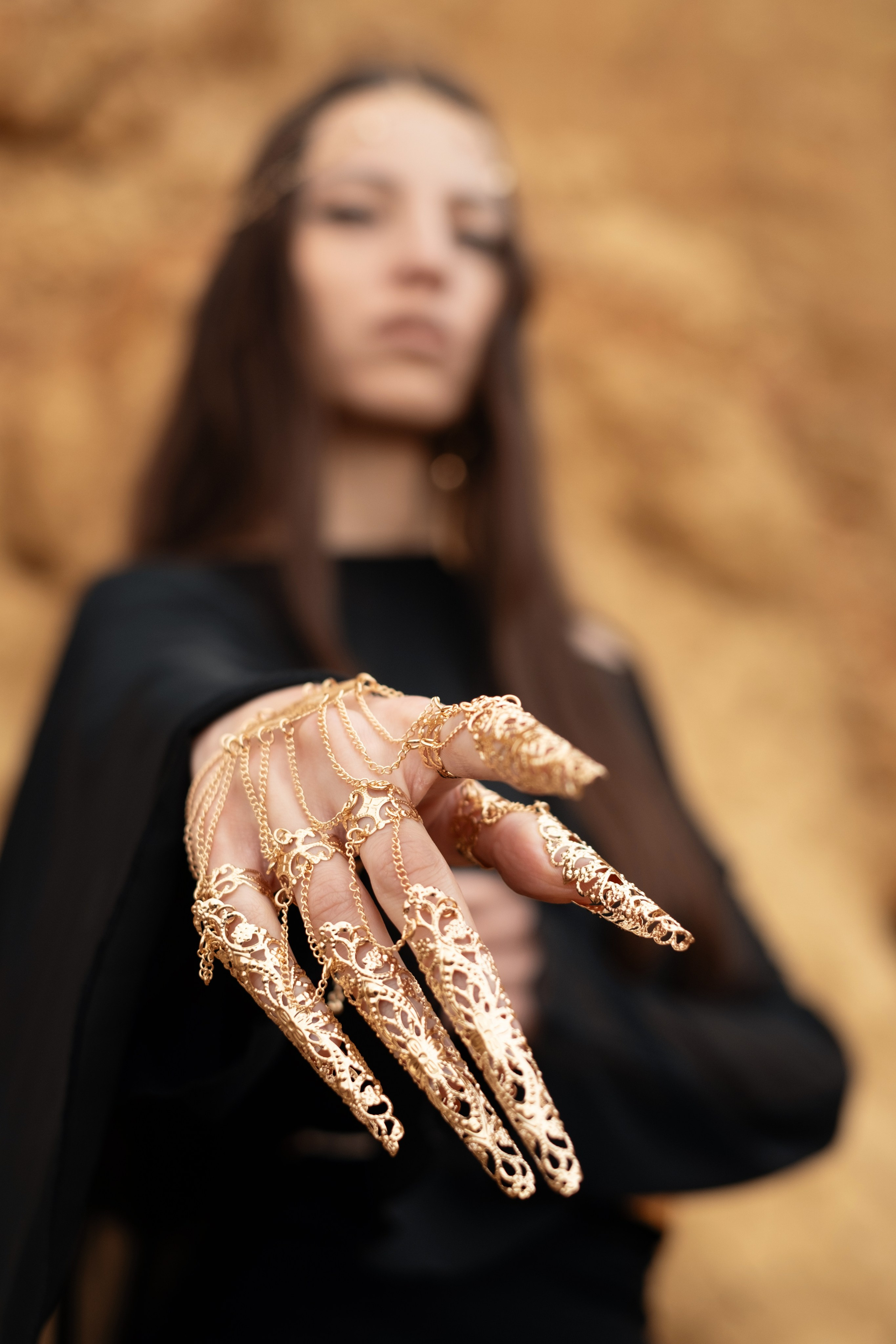 Фотосессия у моря, арабская эстетика. Профессиональная фотосъемка в Крыму. Натуральные эмоции и живые кадры. Забронируйте дату прямо сейчас!