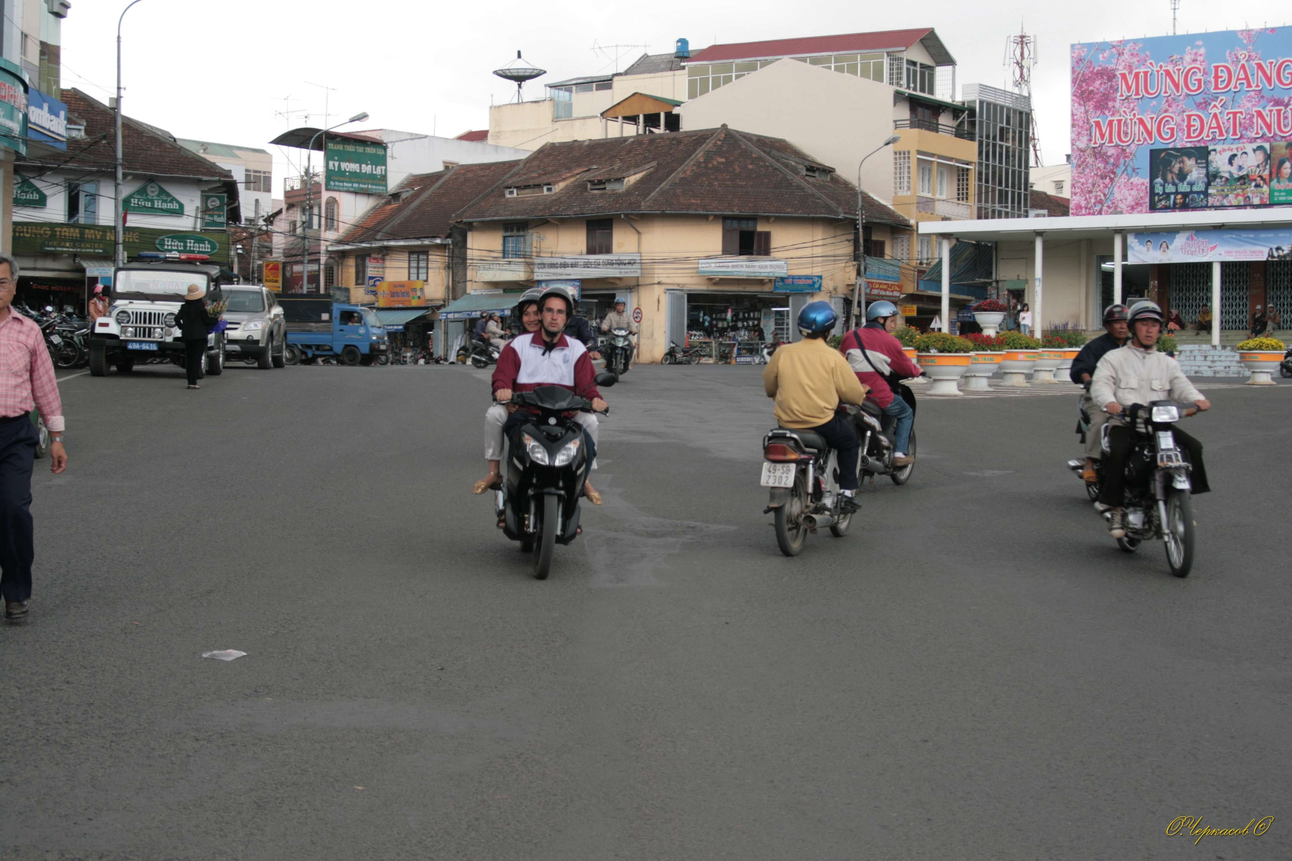 Вьетнам 2008 г. Улица, люди, жизнь…