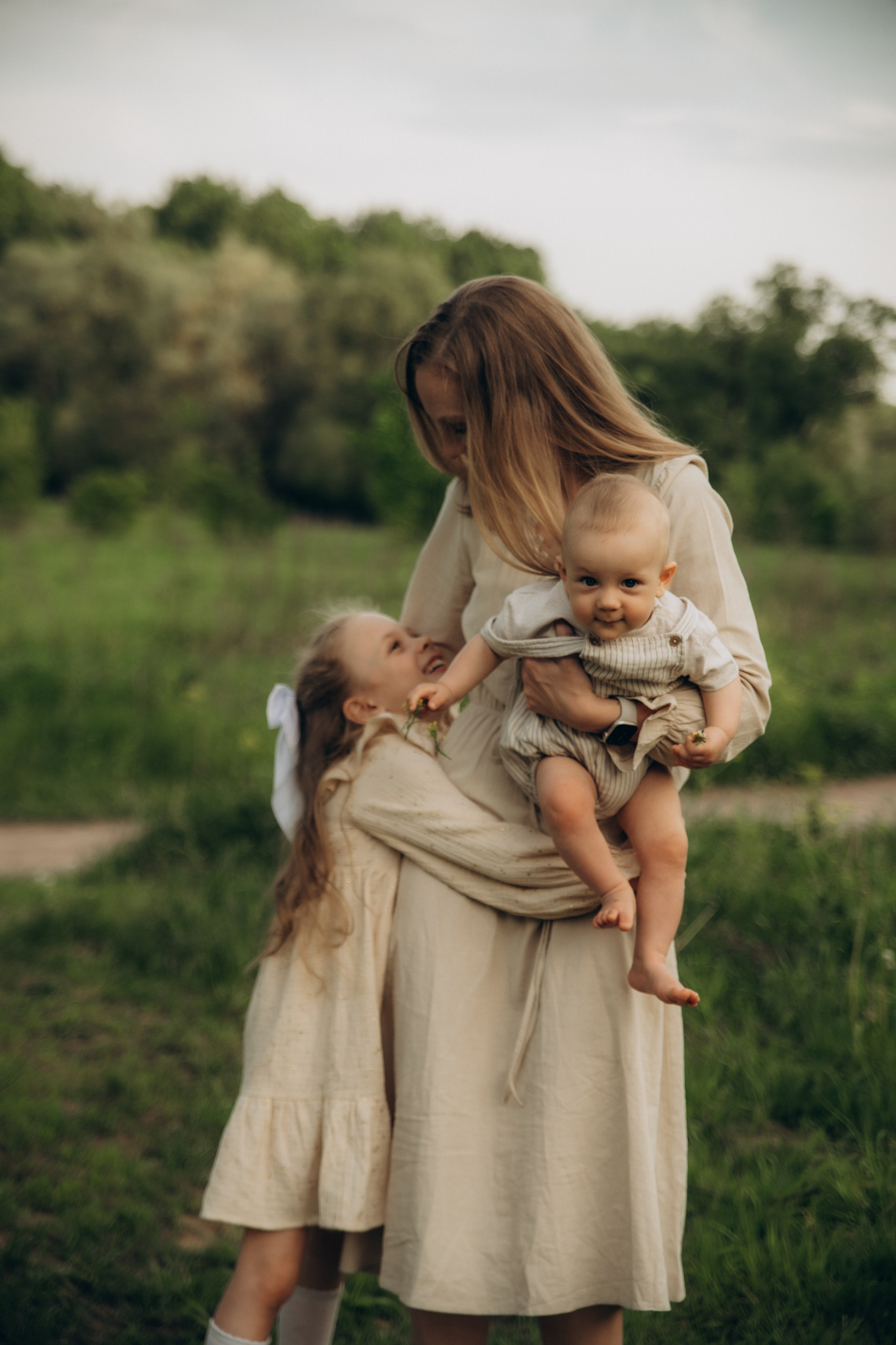 Теплым майским вечером. Гаврилова Настя семейный фотограф lifestyle в Москве