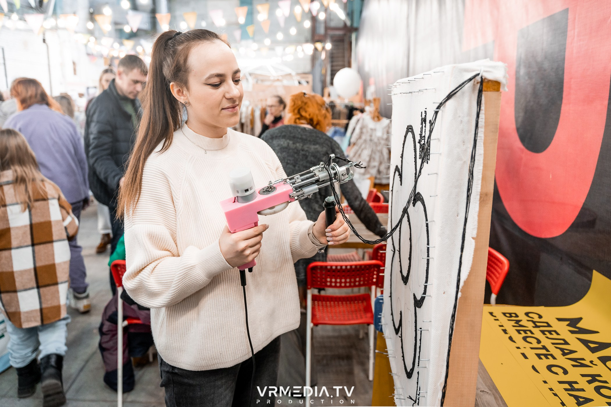 Традиционный весенний БАЗАР и GARAGE SALE в культурном пространстве «Р