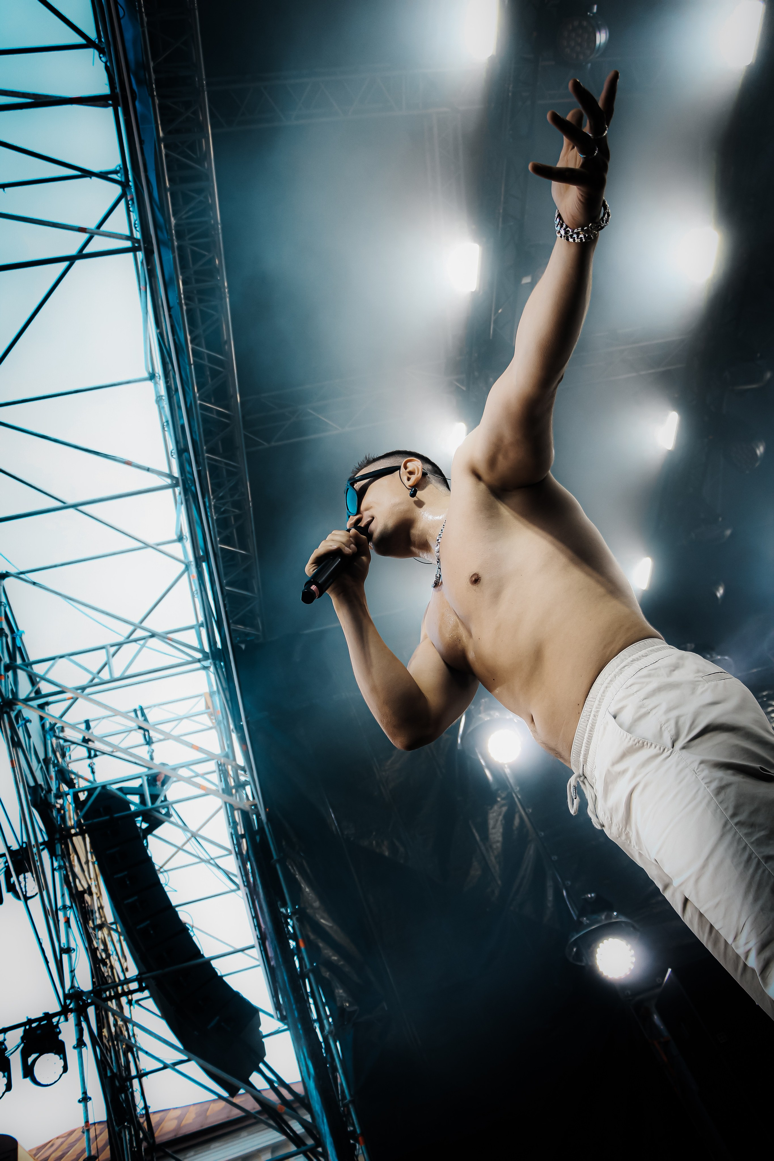 NЮ | ДВОР ГОСТИНКИ. Фотограф из Петербурга Софи Веритас Концерты и портреты