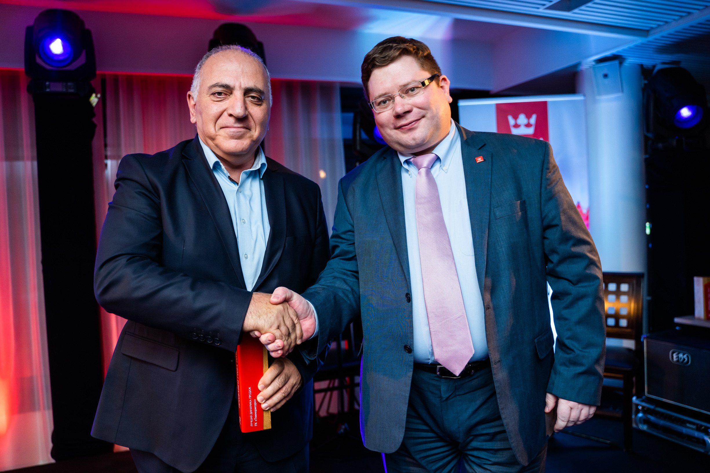 Деловое. Репортажный фотограф Сергей Сергеевич