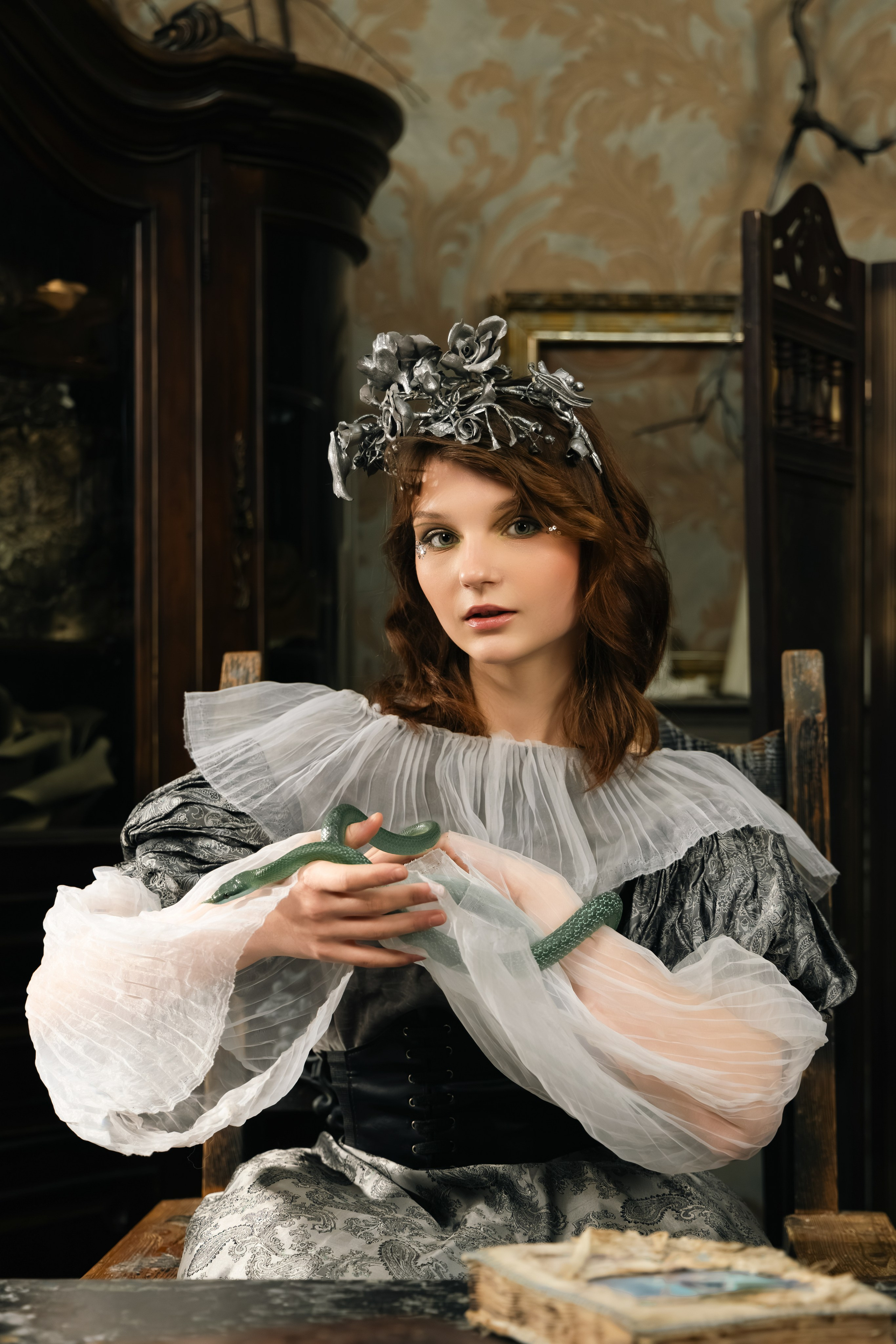 «World Fashion Magazine» фотосъёмка для журнала. Photomantis