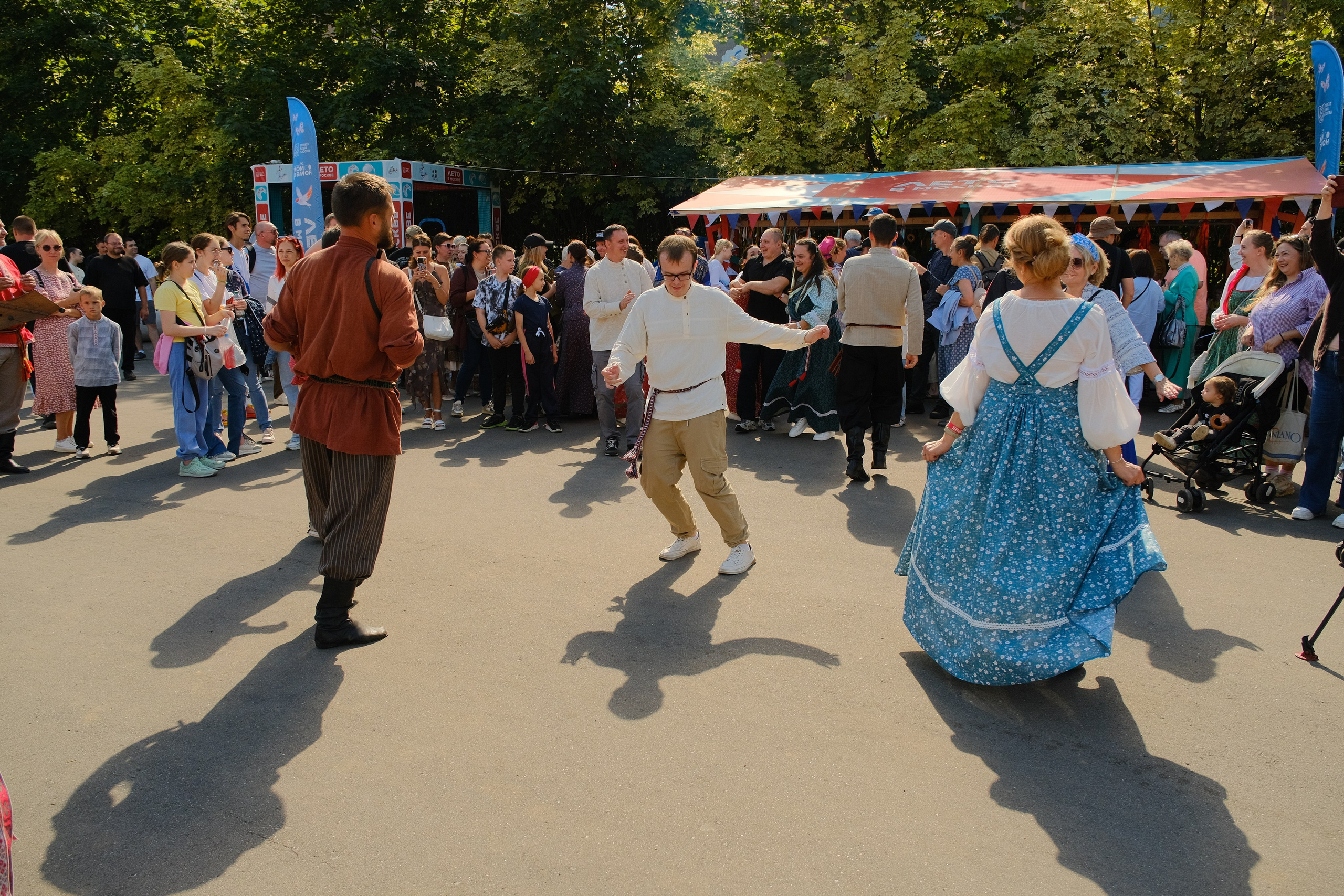 Фестиваль «НАШИ КОРНИ». Илья Варакин — фотограф в Москве