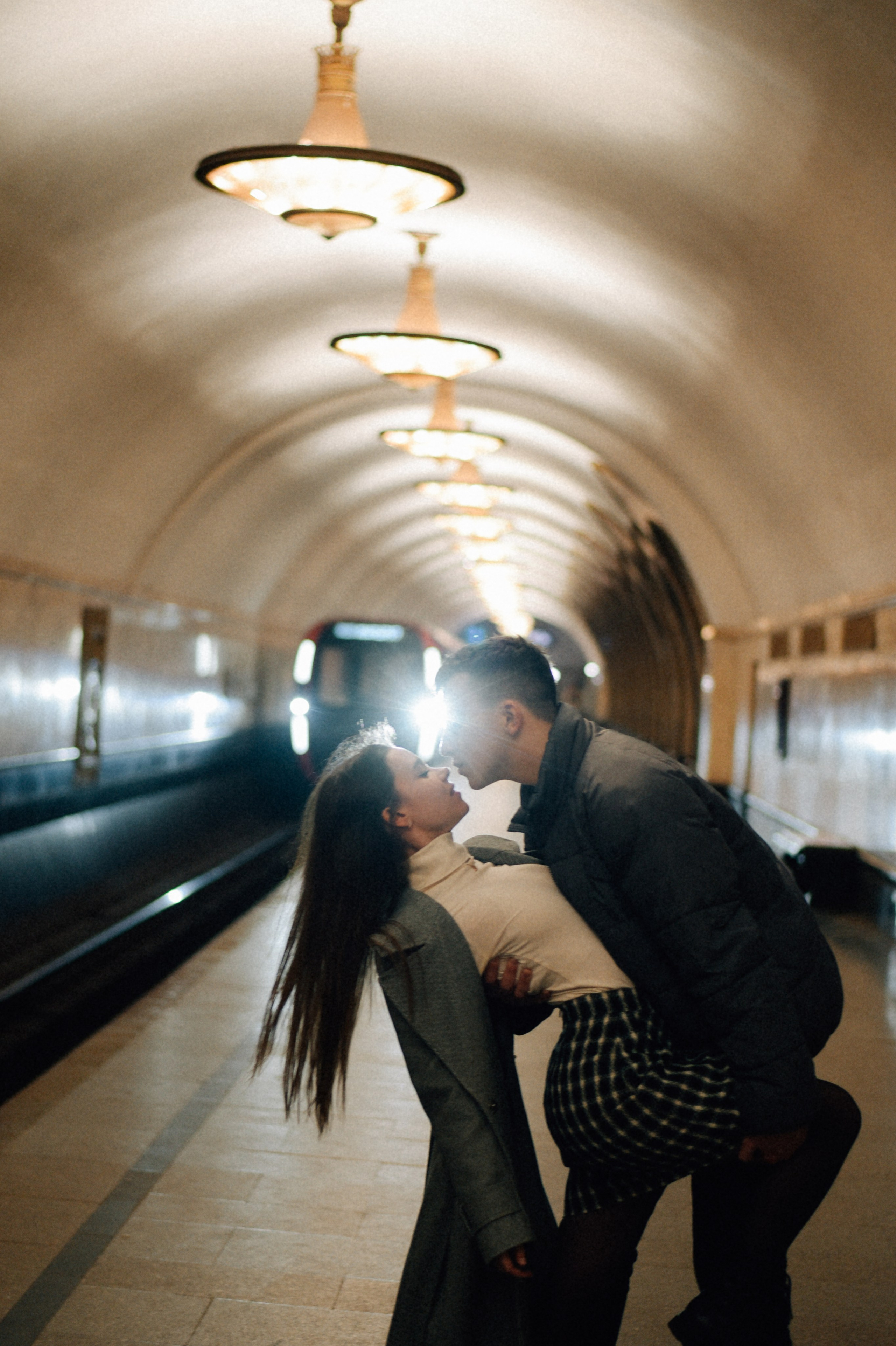 Пустое метро. Фотограф Лола Волна, город Москва