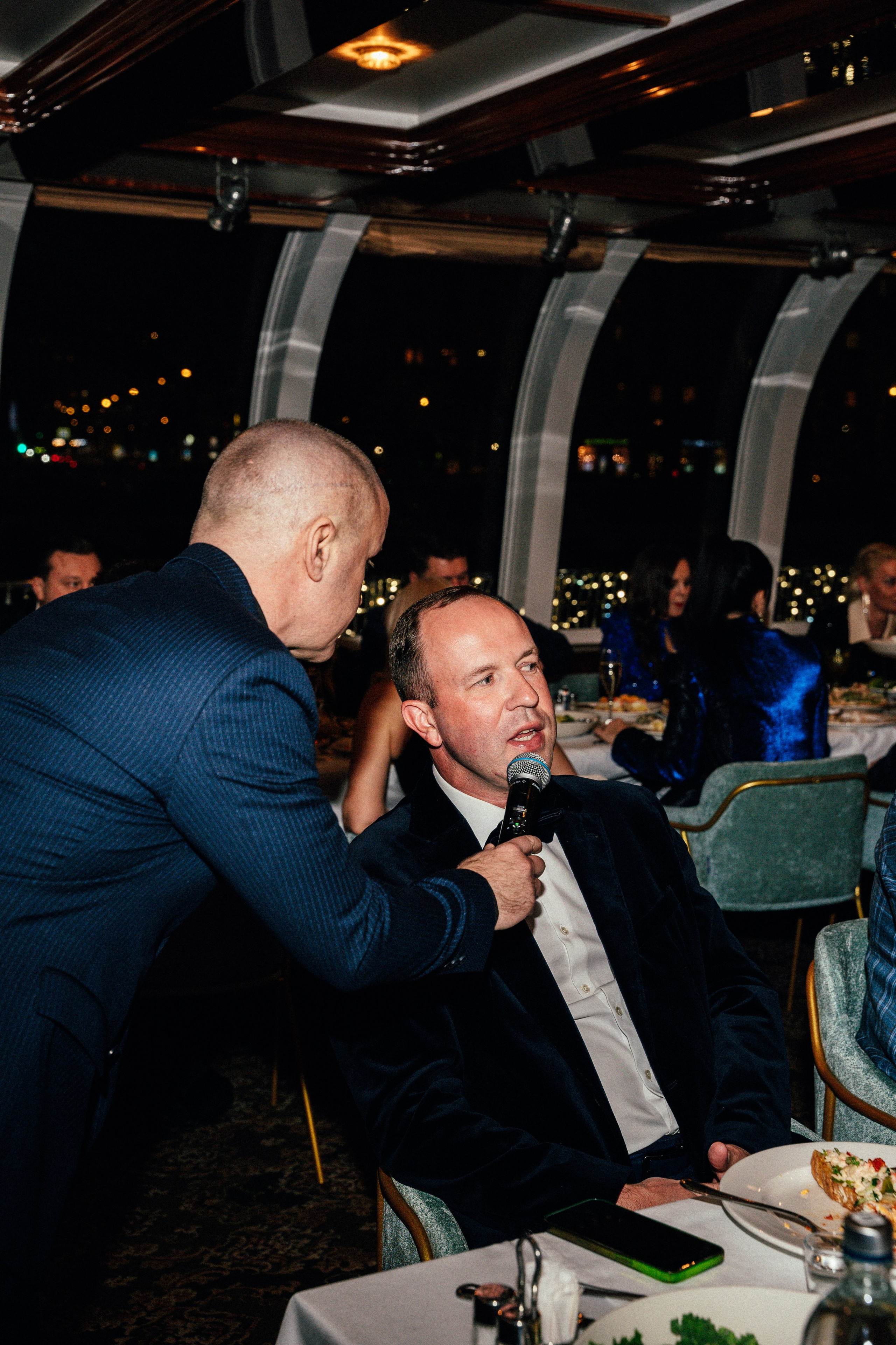 Корпоратив Erwin Река. Портретный и репортажный фотограф