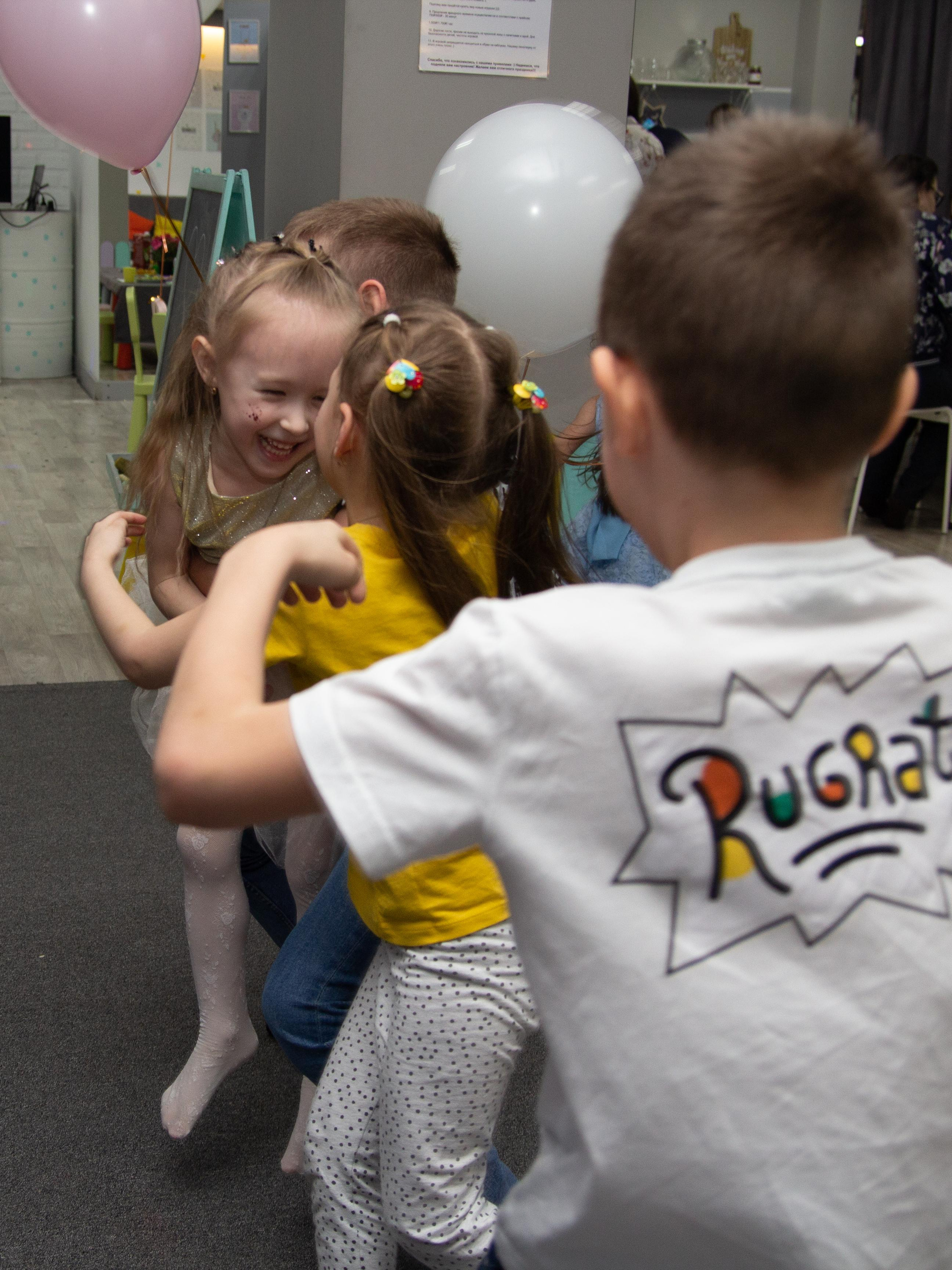 День рождения в стиле Уэнздей. Фотограф Ирина Колесникова