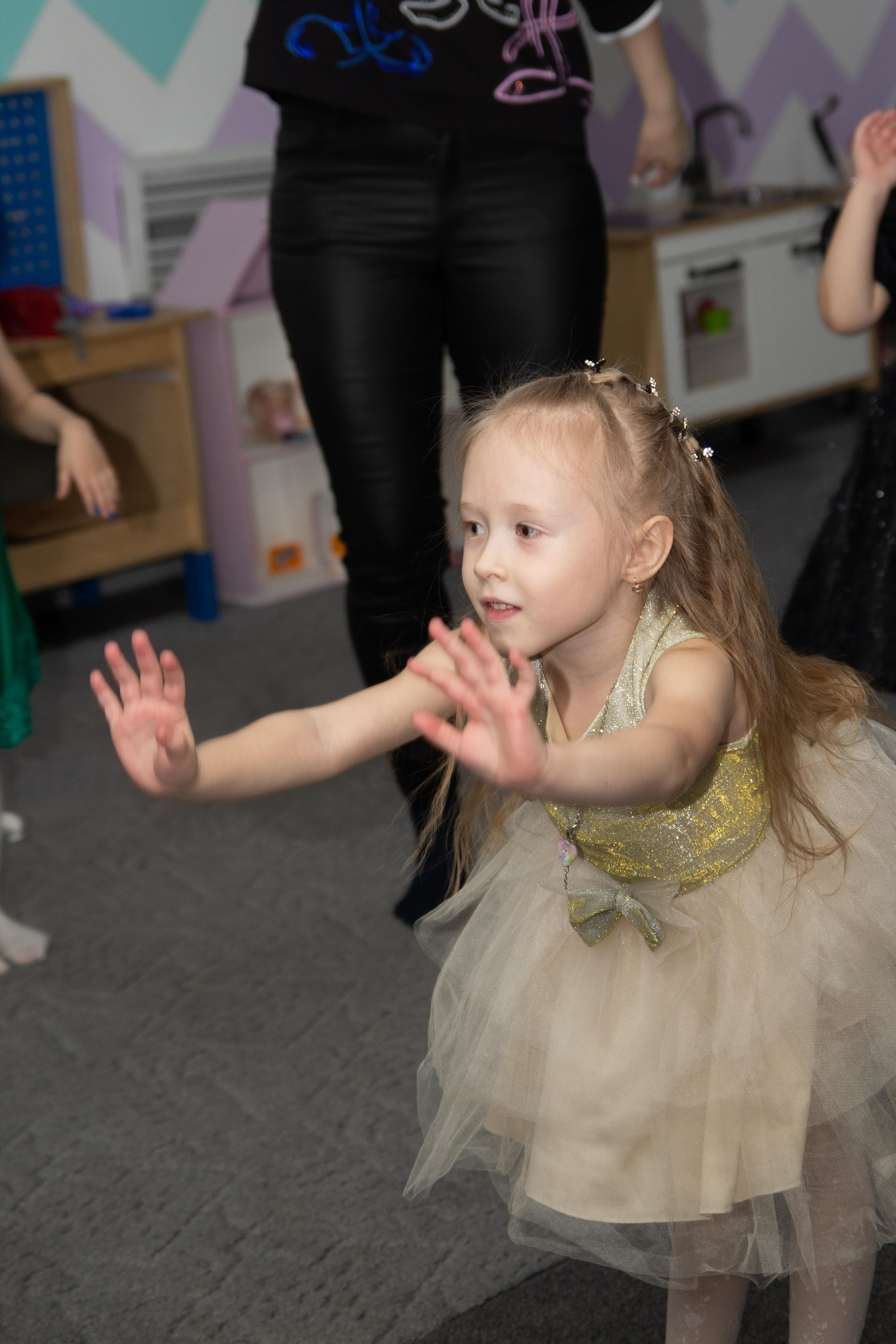 День рождения в стиле Уэнздей. Фотограф Ирина Колесникова