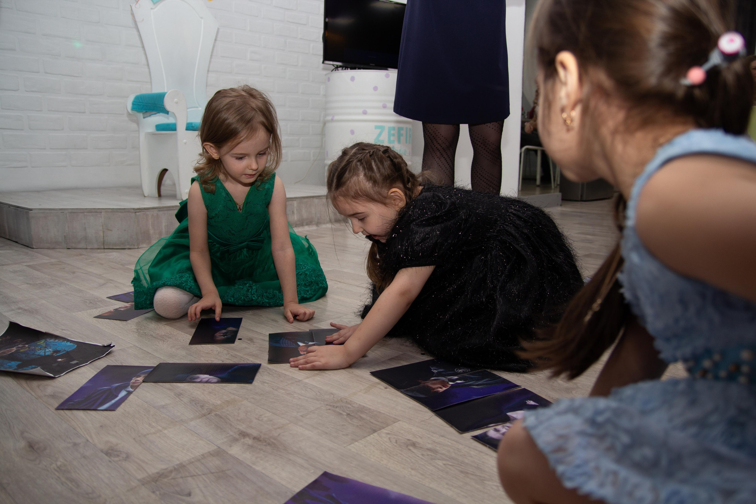 День рождения в стиле Уэнздей. Фотограф Ирина Колесникова