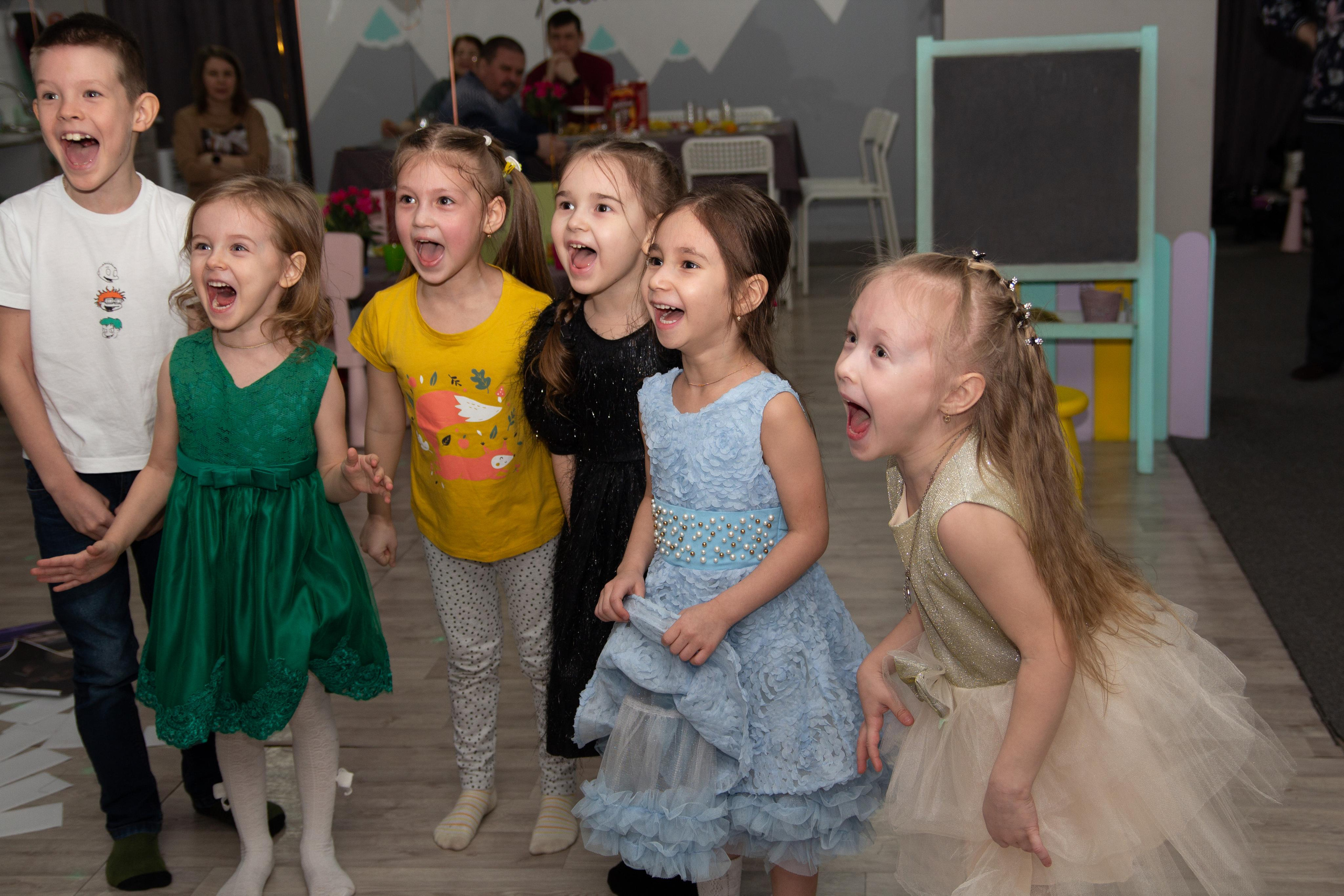 День рождения в стиле Уэнздей. Фотограф Ирина Колесникова