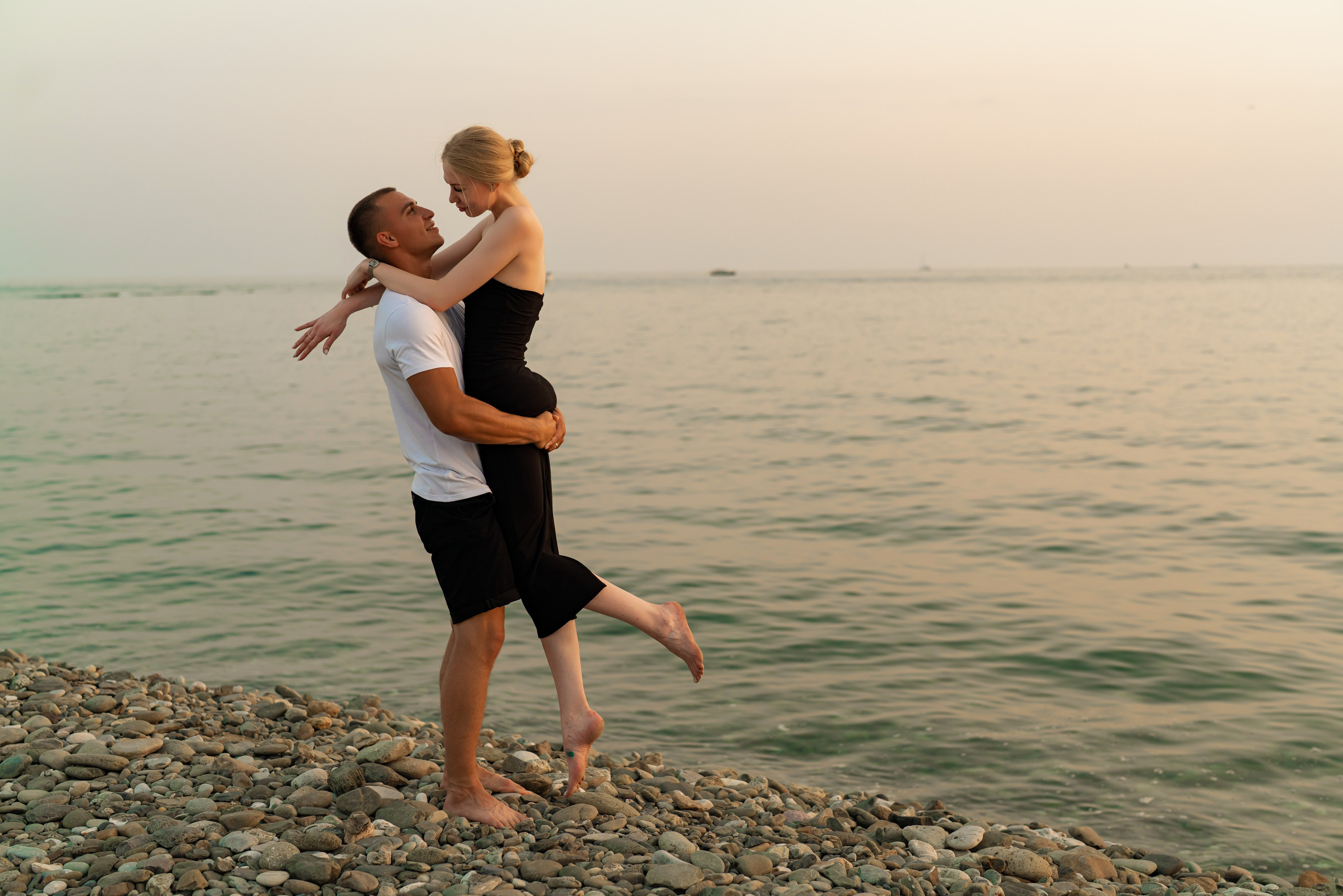 Фотосессия Love story в Сочи ,Адлере. Фотограф видеограф Геннадий Янбаев в Сочи, Краснодаре