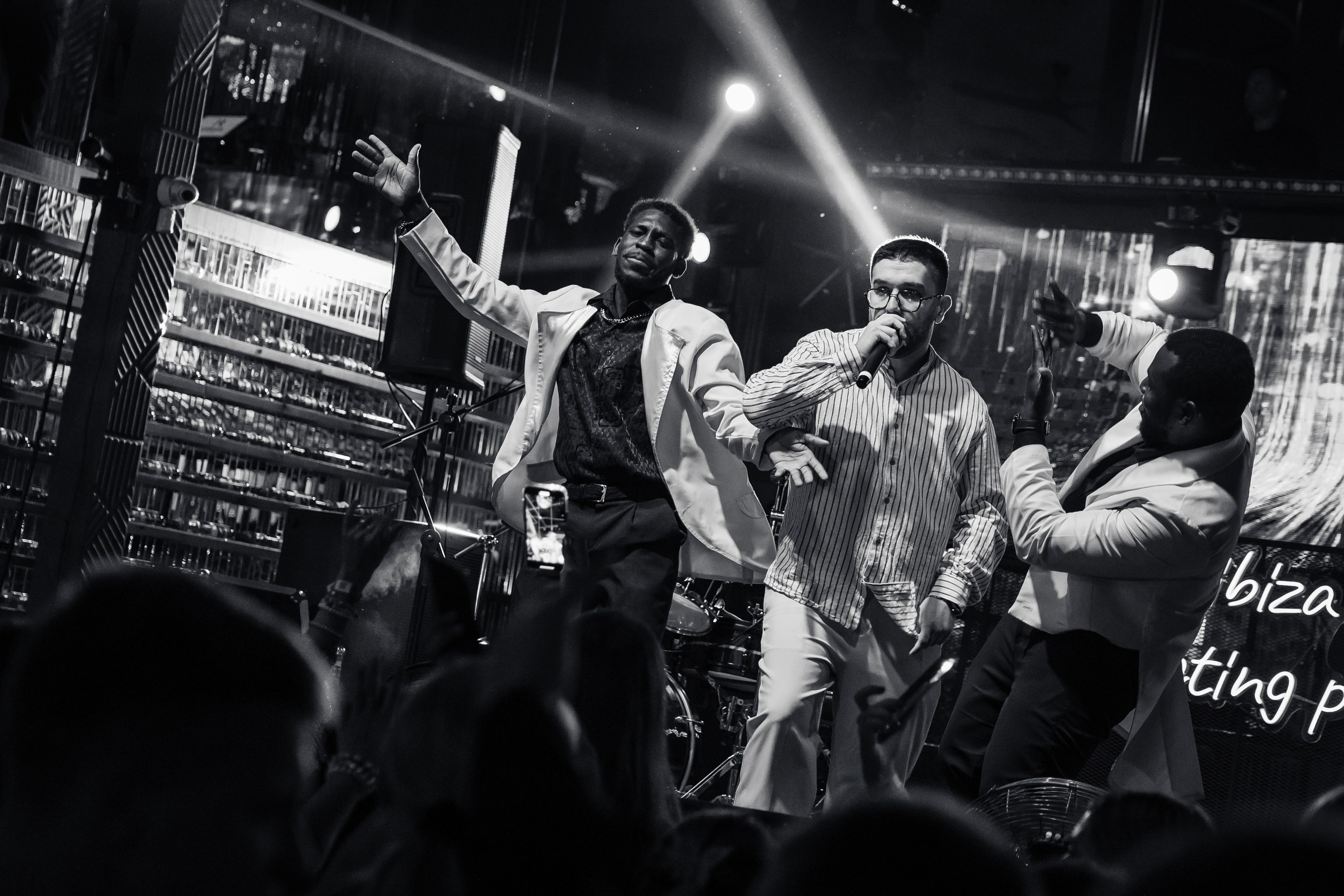 Клубный фотограф и nightlife-репортаж в Москве — Адам Черноуски. Событийный и портретный фотограф в Москве — Адам Черноуски