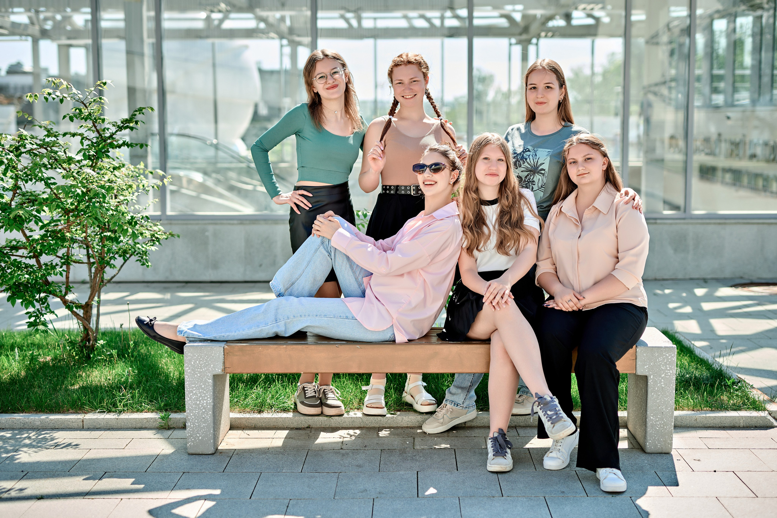 Фотосъёмка в Инновационном культурном центре (ИКЦ) Калуга для выпускных альбомов. Фотограф Меняйло Евгений. Свадьба. Портрет. Репортаж. Семья. Контент