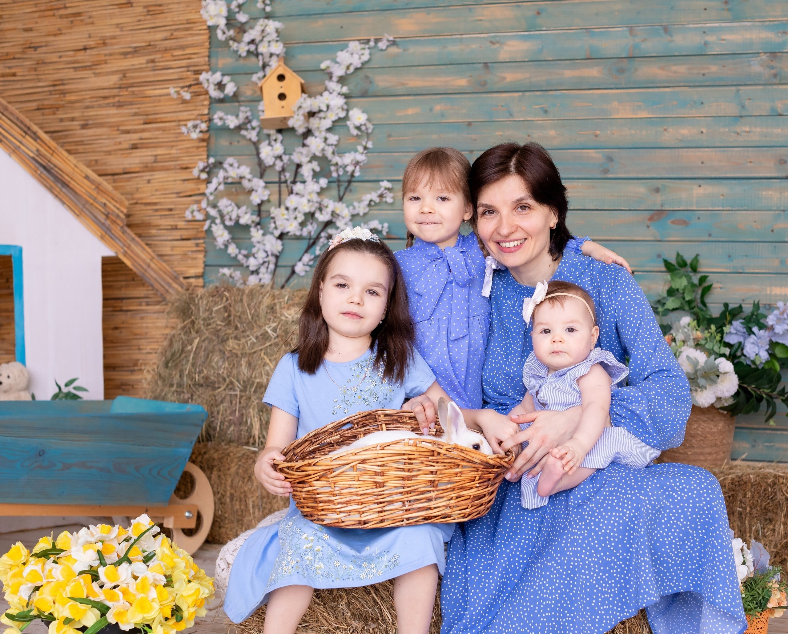 Фотосесии с Утятами и Кроликами (Пасхальные Фотосессии). Семейный и Детский фотограф в Москва Скворцова Татьяна