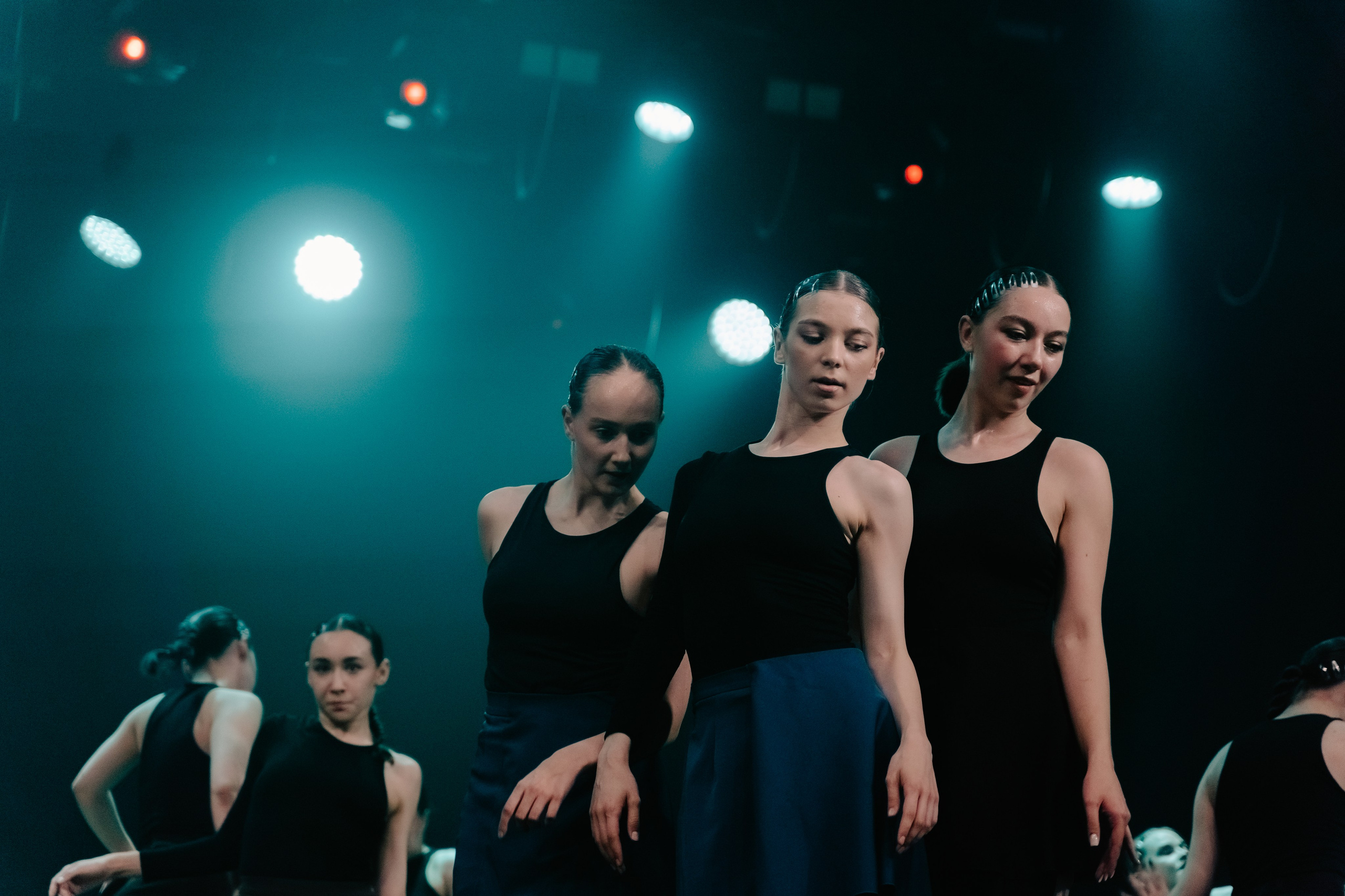 Спектакль «Песнь сирен». Главная