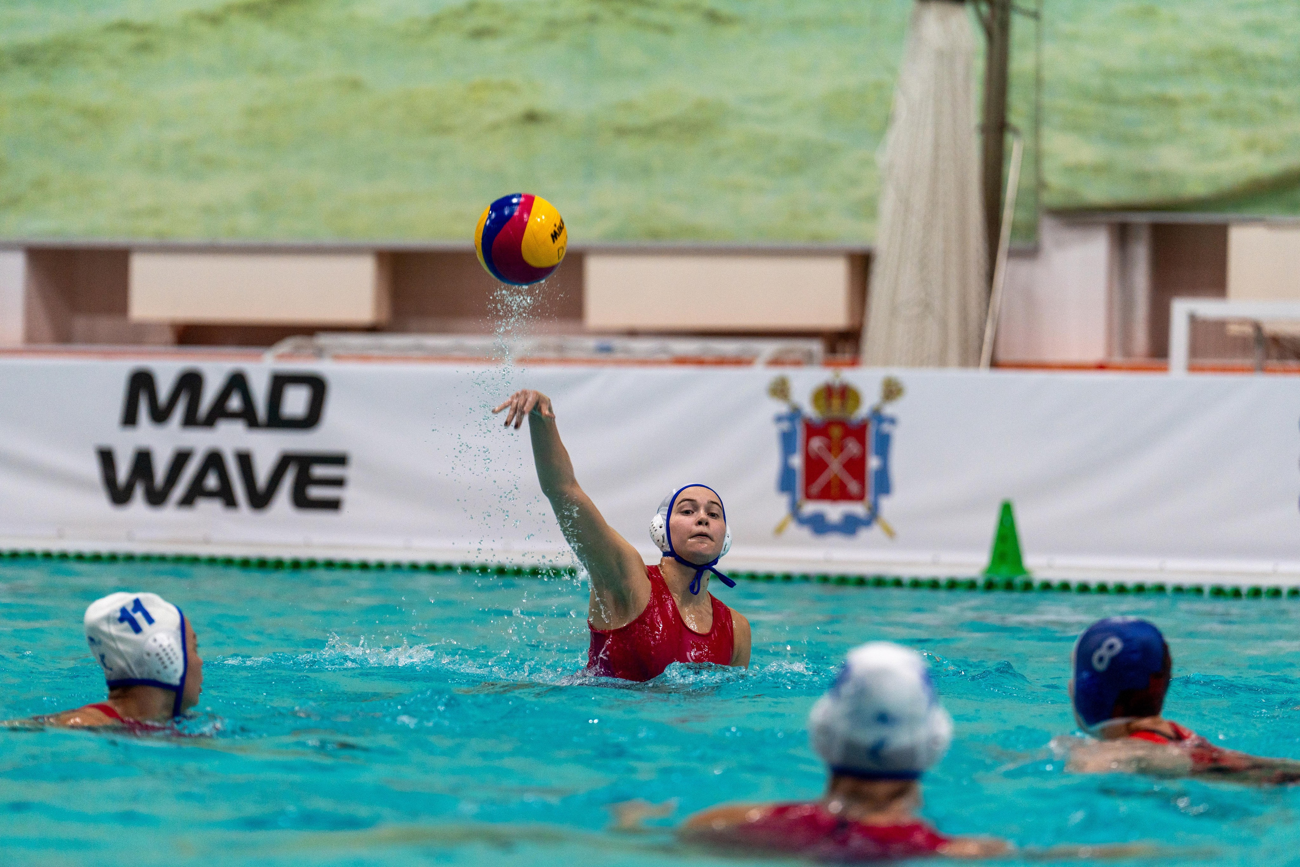 Спортивный фотограф Санкт-Петербург запечатлел момент матча водного поло Диана — Спартак-Волгоград