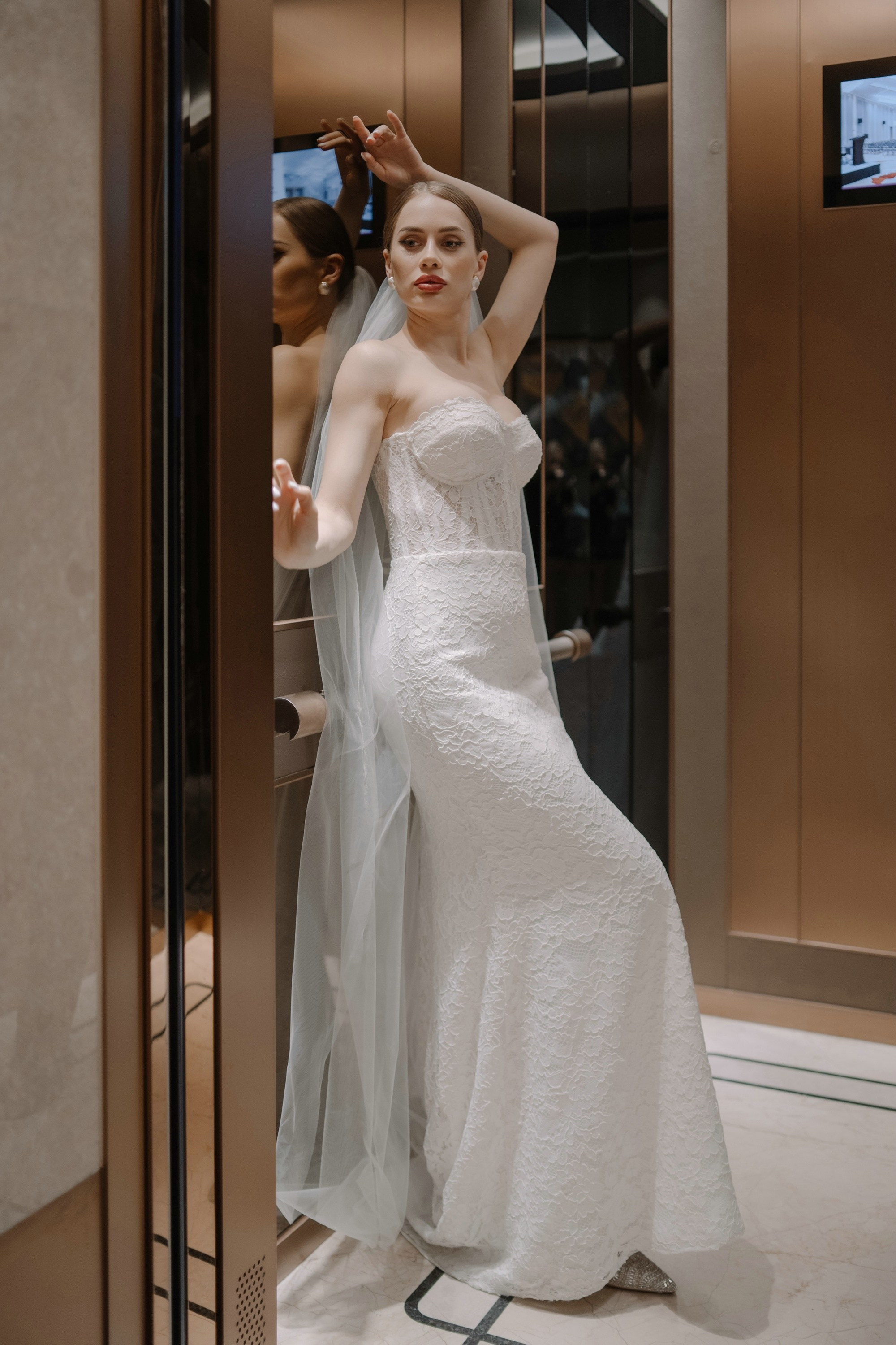 Свадебная фотосессия в Soluxe hotel Moscow. Свадебный и семейный фотограф в Москве Светлана Зоткина