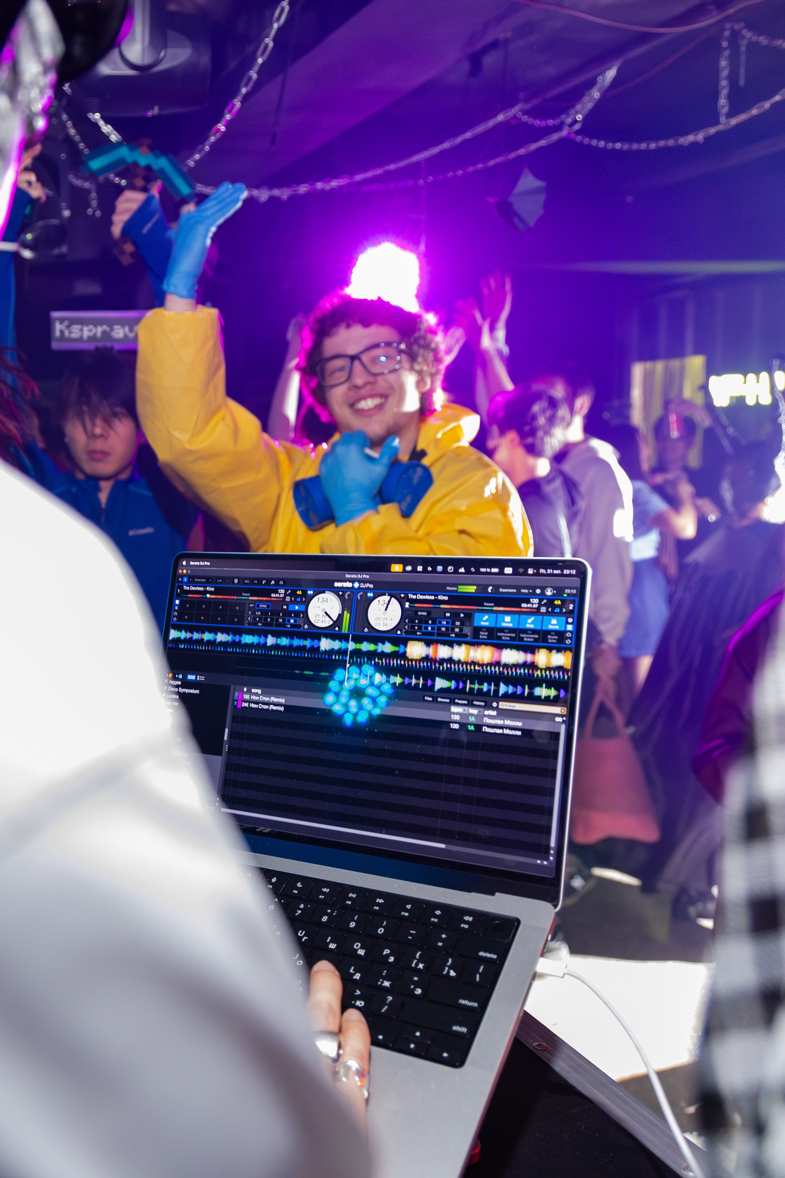 ВЫШКА WAVE — HALLOWEEN. Портретный фотограф в Алматы