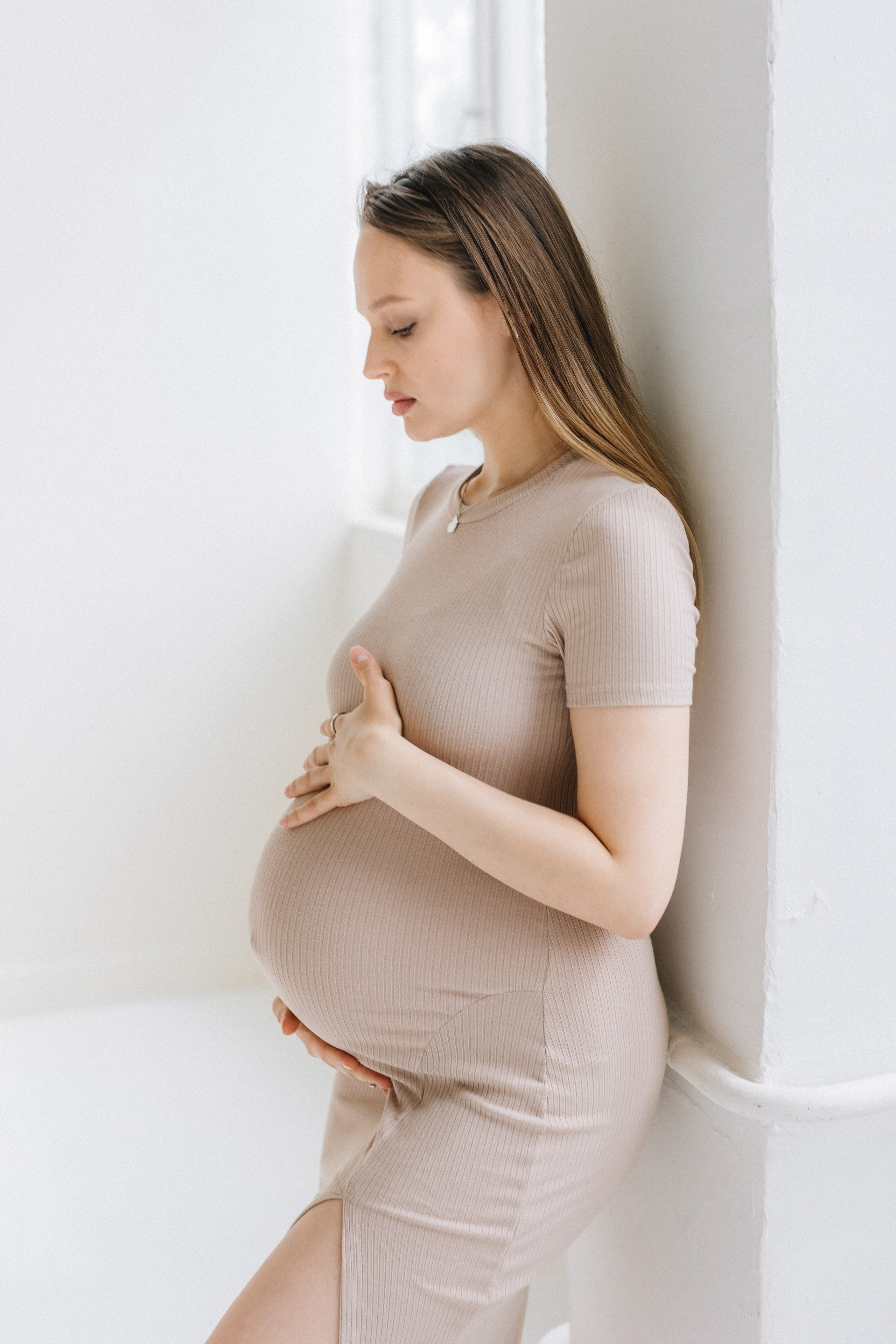 Беременность в интерьерном зале. Семейный фотограф Обнинск