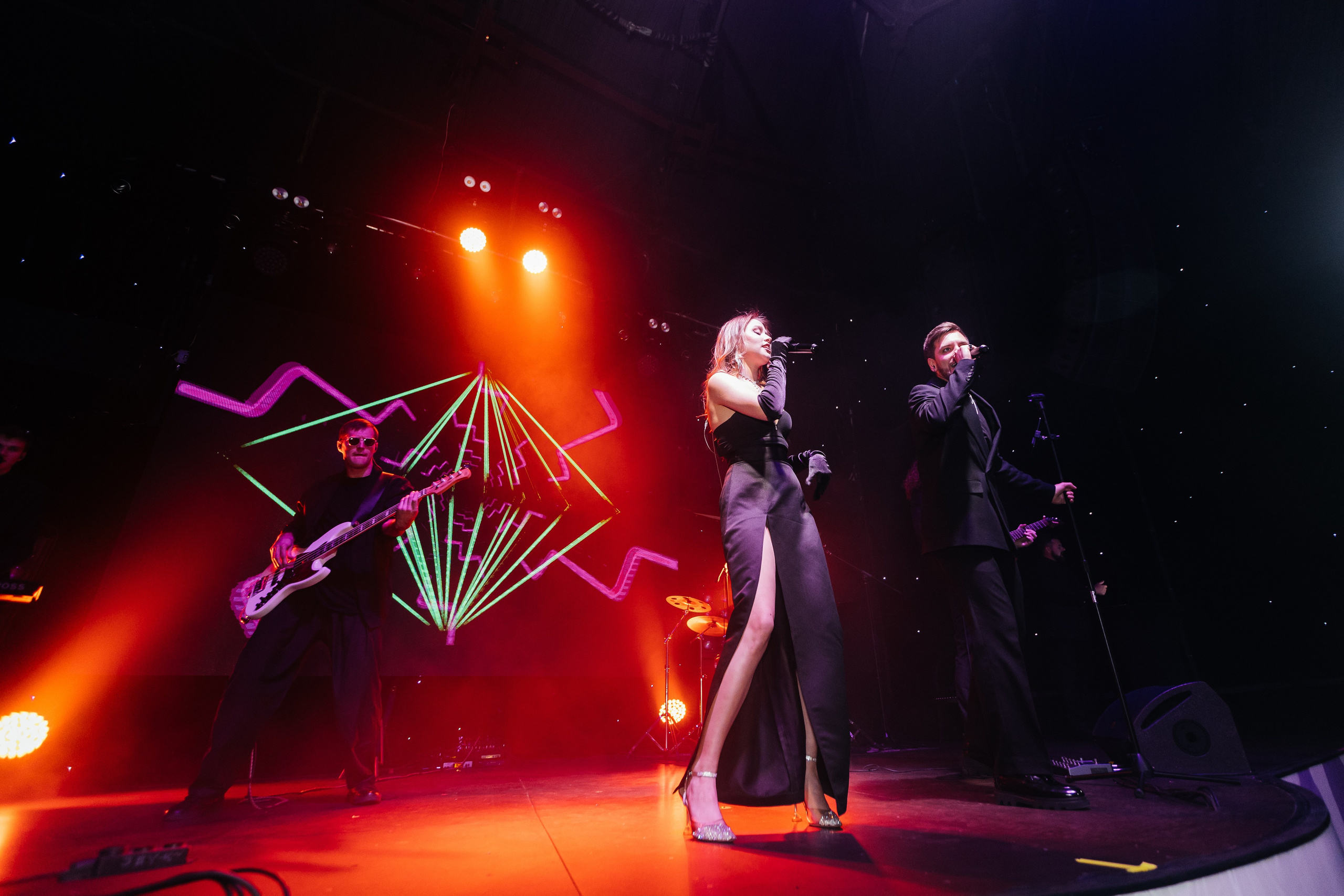 Снимал репортаж для «Газпром нефть», Газстройпром, Росатом, ОЗОН, Мегафон, ВТБ, Т-Банк, Unilever, Материа Медика Холдинг. Фотограф Serg-Epic — Сергей Клепиков